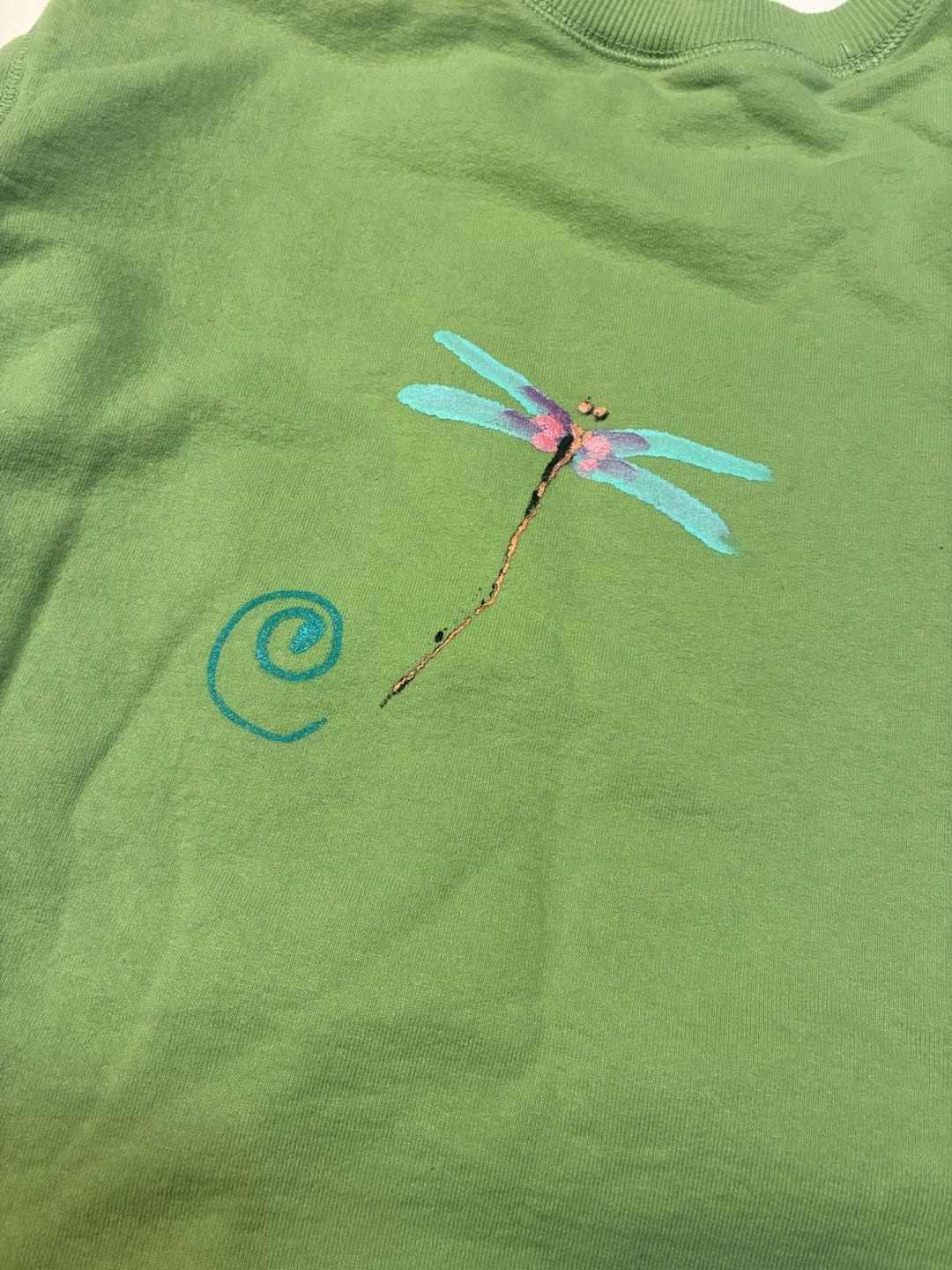 Two Lips Originals Sweatshirt Size S Green Floral Art Print 14