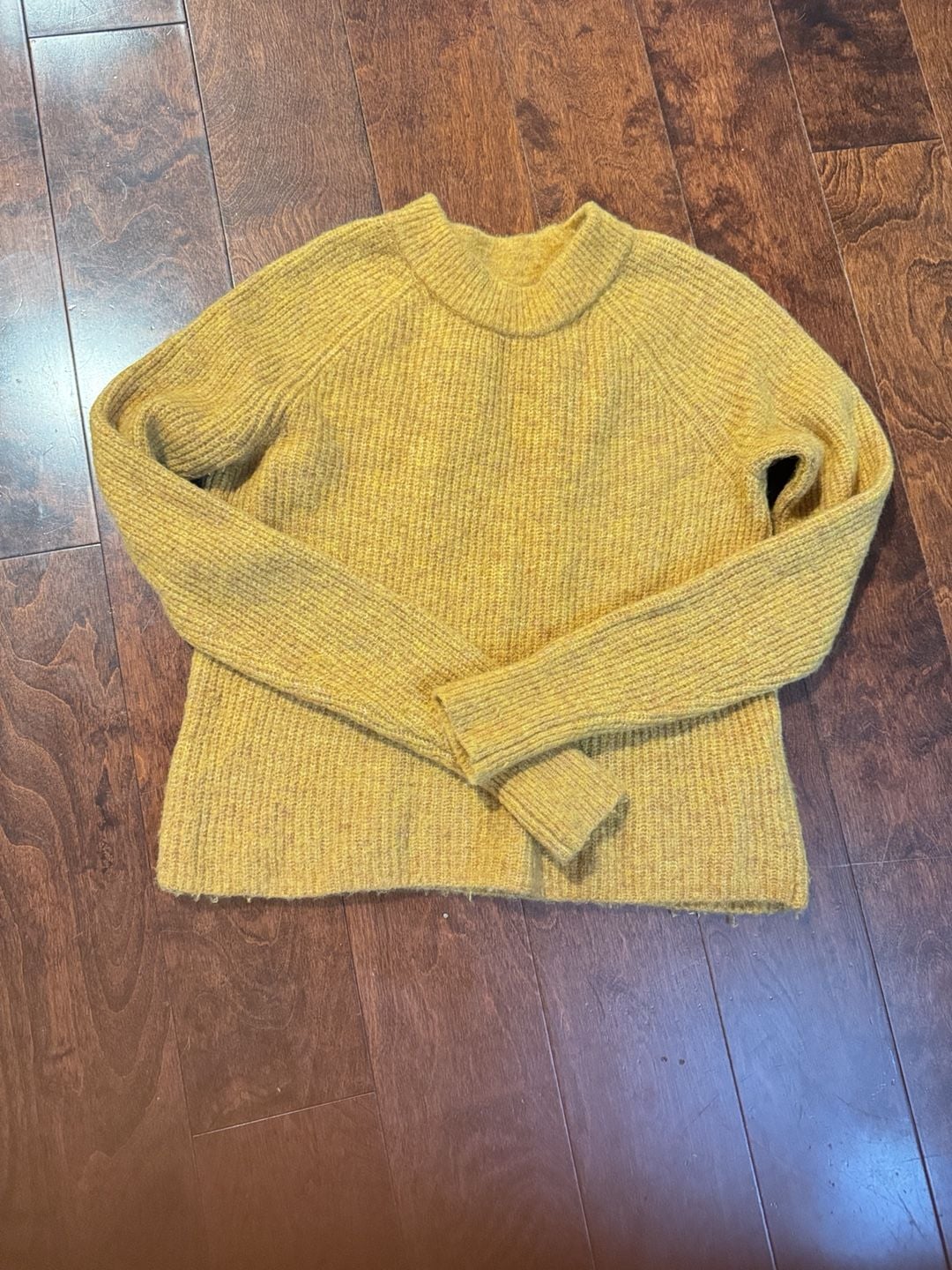 Banana Republic Ribbed Wool Blend Crewneck Sweater Size S Mustard Yellow 1