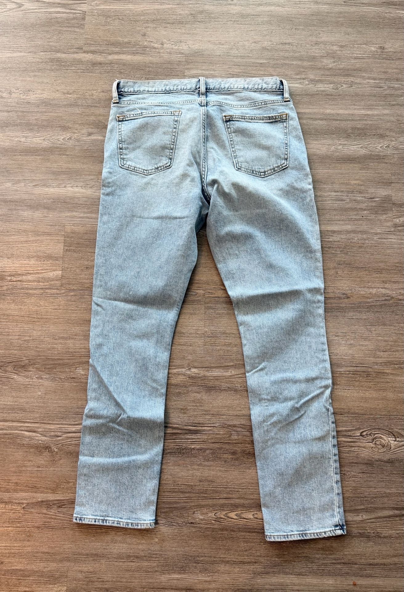 Old Navy Slim Jeans Light Wash 4