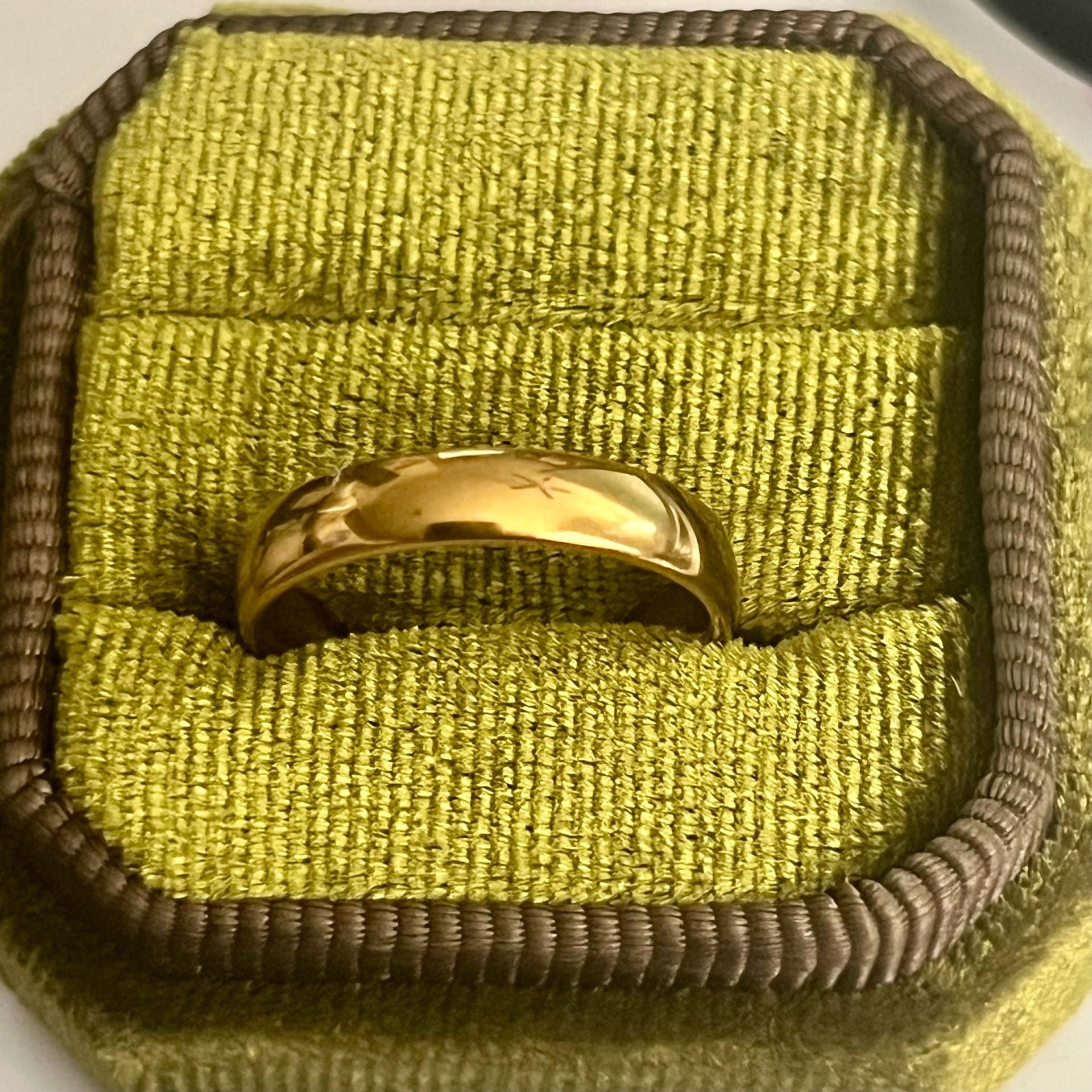 14K GF Gold Filled 4mm Band Polished Finish Size 6 1