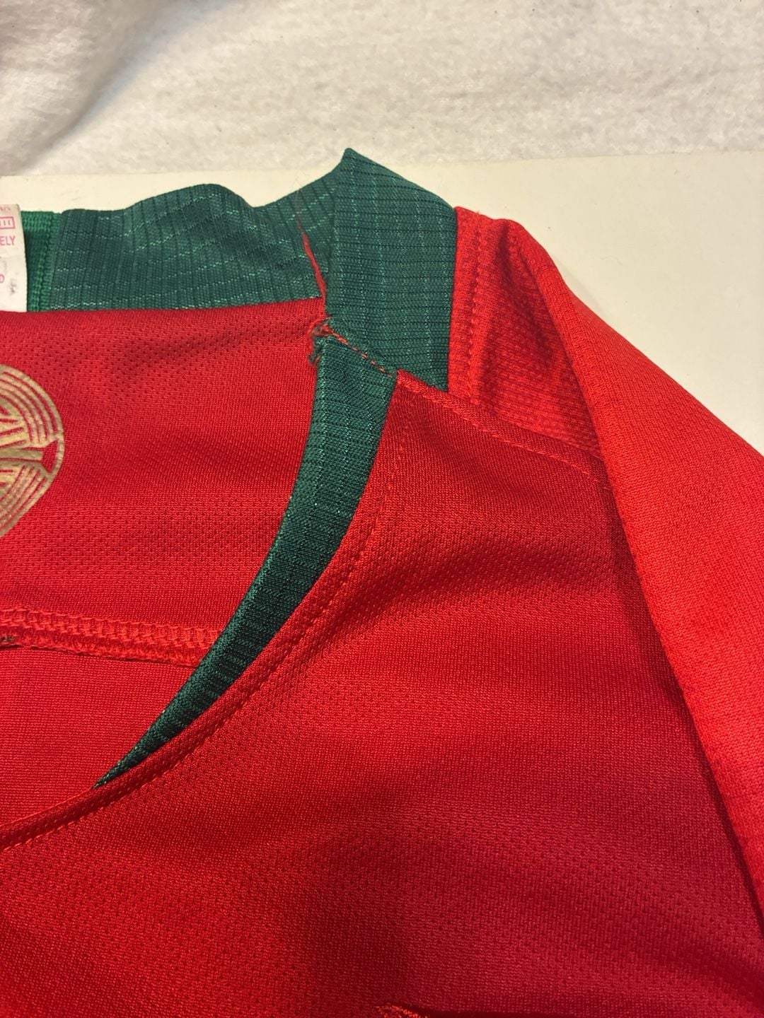 Portugal Soccer Jersey Size XL Red FPF Crest 11 4