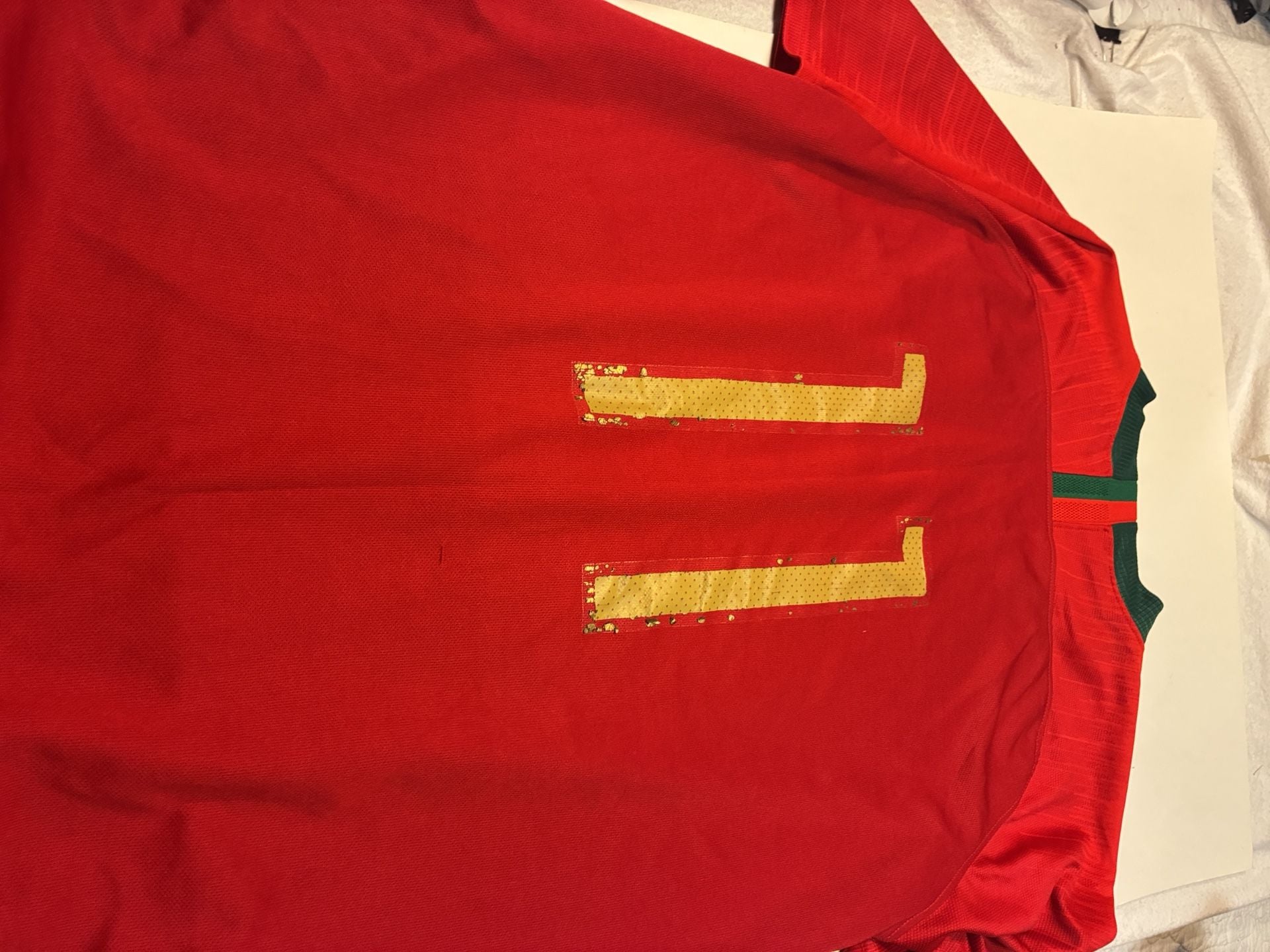 Portugal Soccer Jersey Size XL Red FPF Crest 11 12