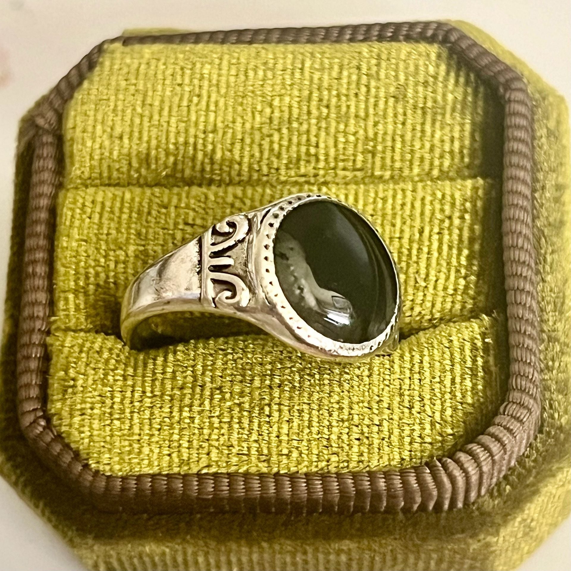 Vintage Black Onyx Signet Ring Titanium Steel Silver Ring Size 9 4