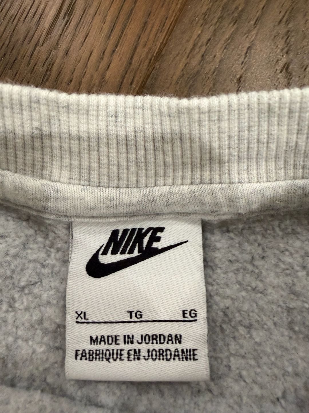 Nike Embroidered Swoosh Sweatshirt Youth Size XL Gray Heather 4