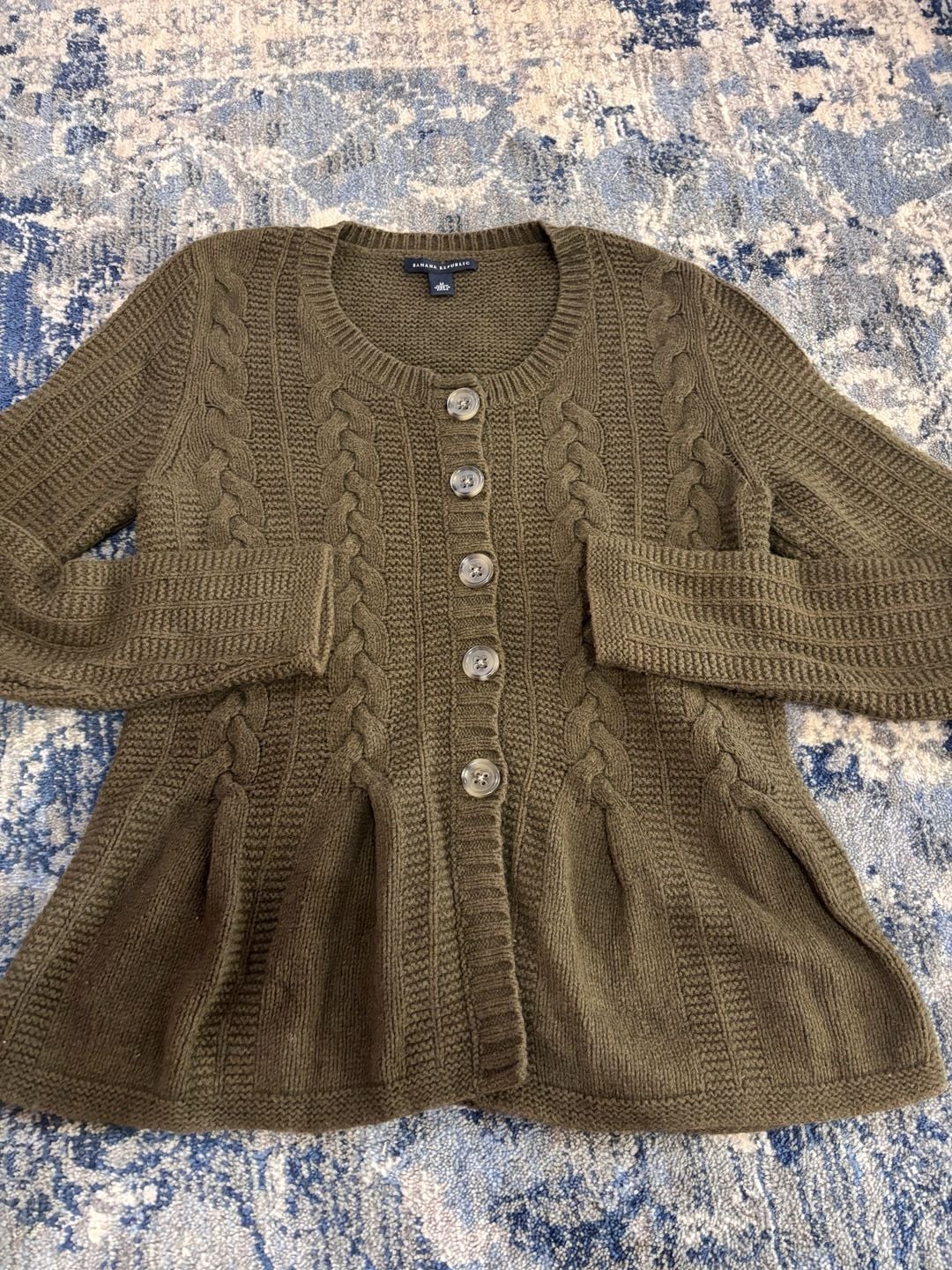 Banana Republic Cardigan Size M Olive Cable Knit Peplum Sweater 2