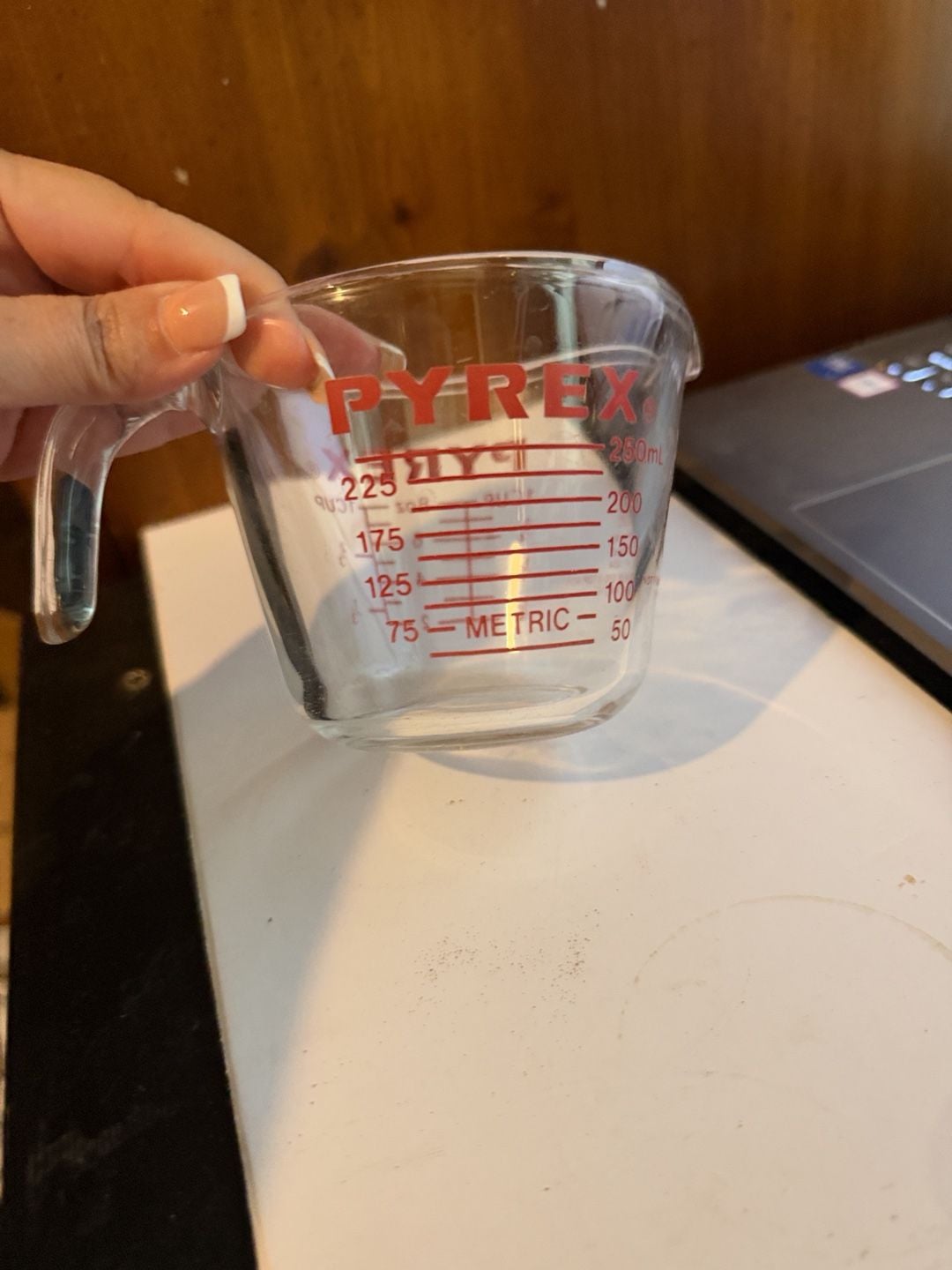 Pyrex 1 Cup Glass Measuring Cup Clear Red Print 4