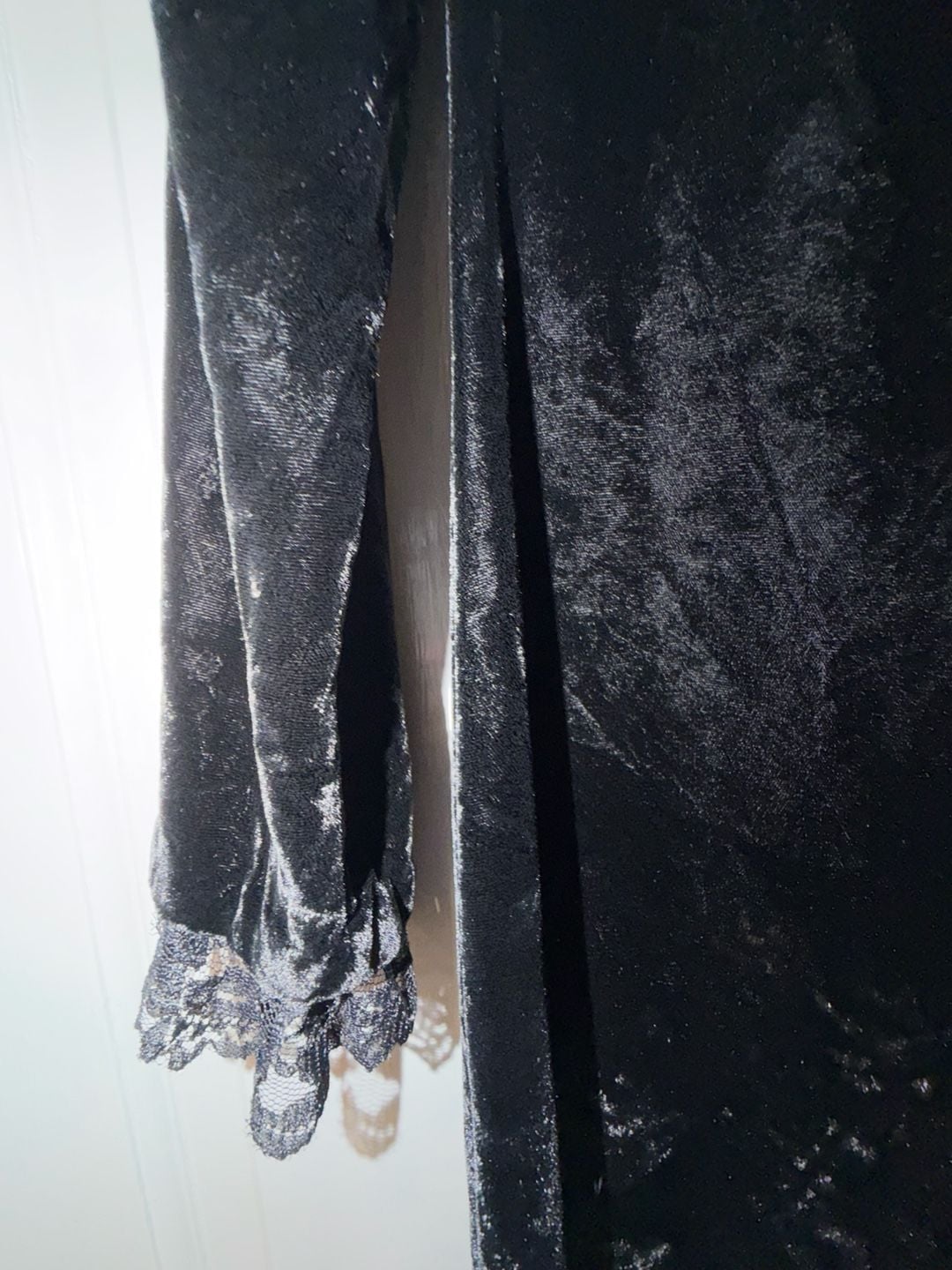 Pat Richards Vintage Velvet Lace Ruffle Long Dress/ Robe Black Gothic size 11/12 8