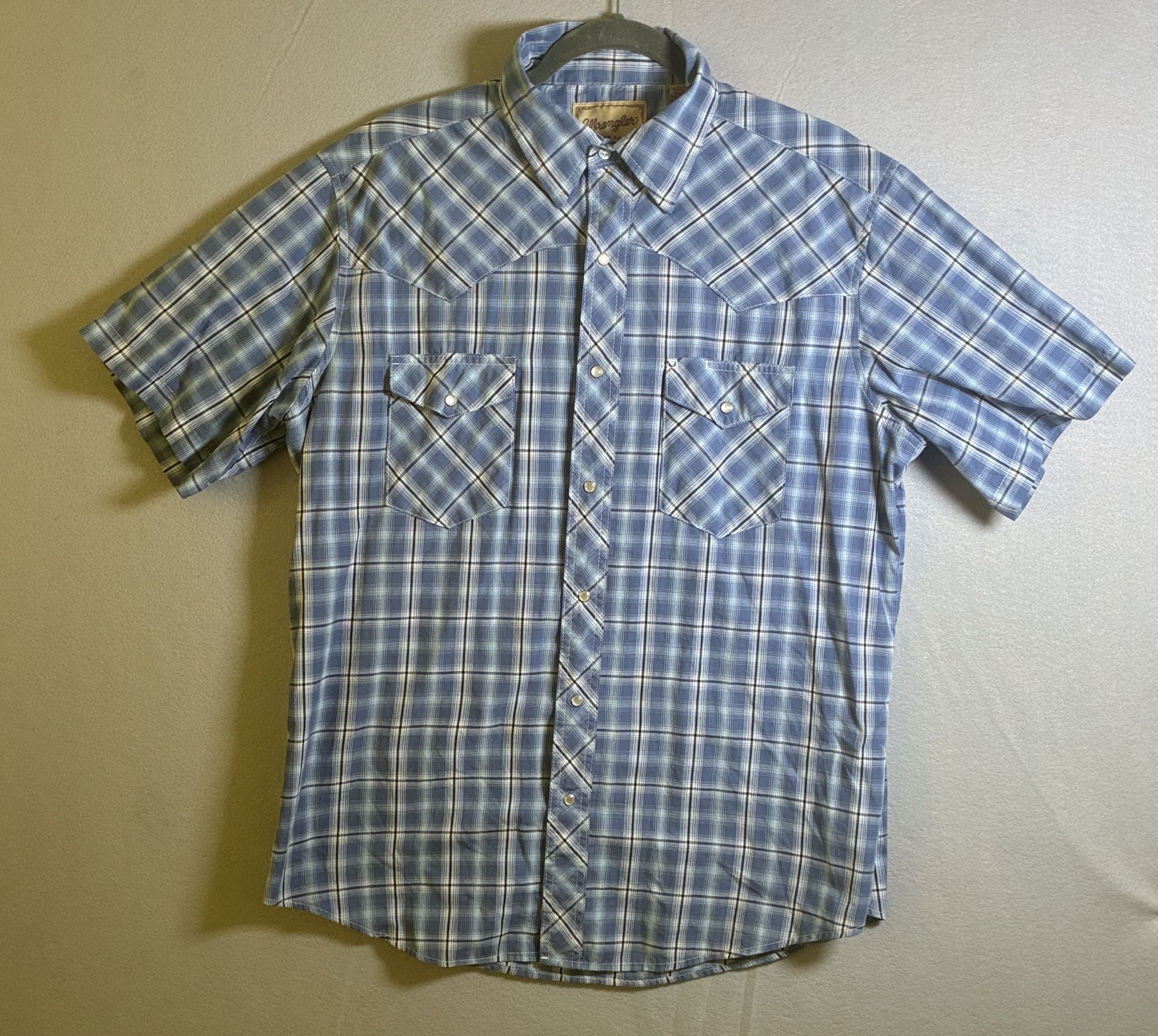 Wrangler Western Shirt Size L Blue Plaid Short Sleeve 2