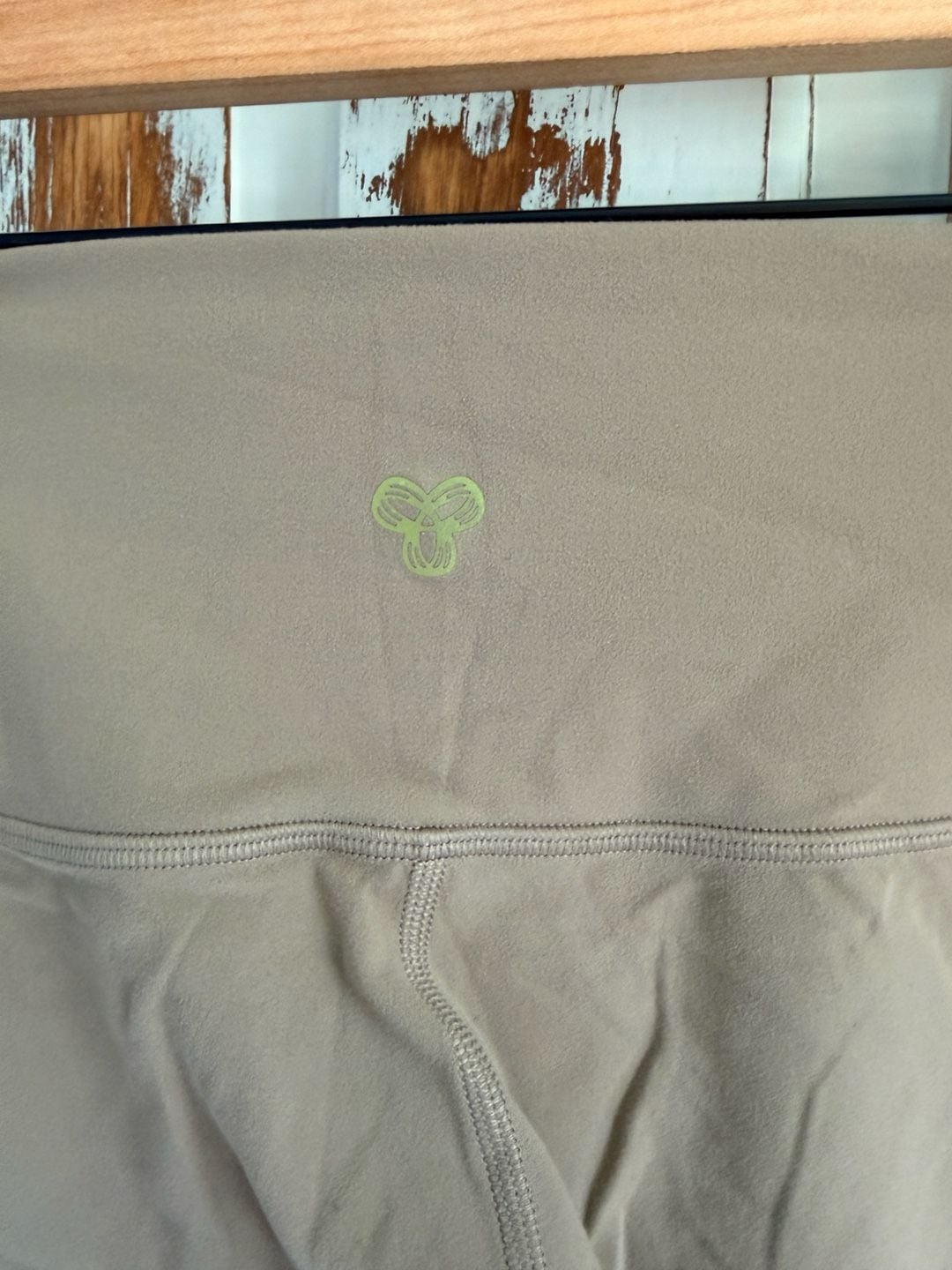 Golden By Aritzia Leggings Size 0 Tan High Rise Activewear Yoga Gym 4