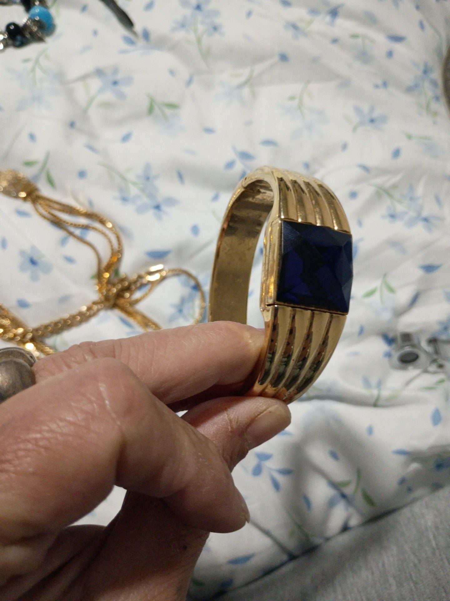 Gruen GR7425 Gold Tone Blue Stone Cuff Watch 5