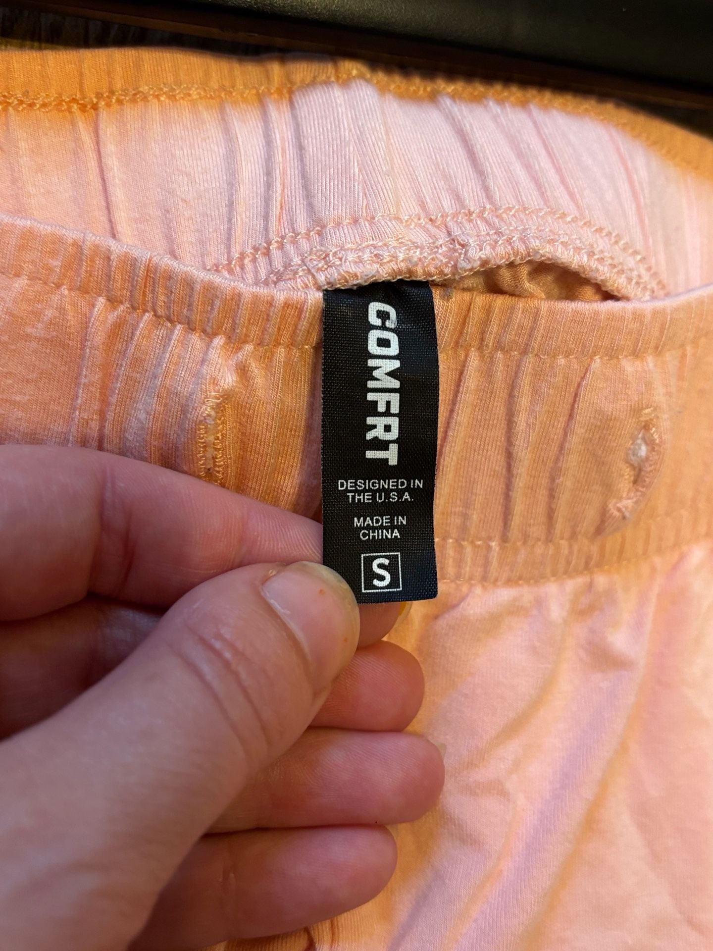 Comfrt Lounge Set T-Shirt And Shorts Size S Peach Rayon Spandex 3