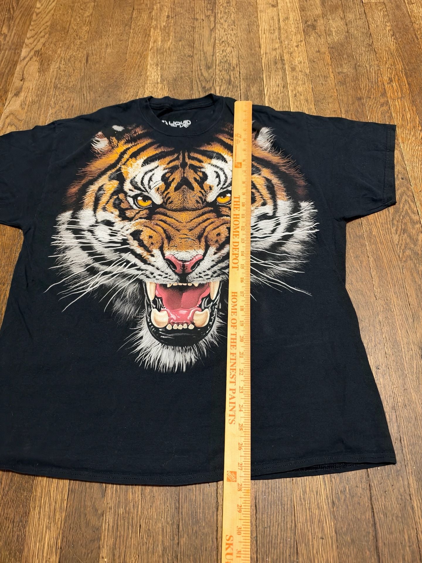 Liquid Blue Bengal Tiger T-Shirt Black Graphic Tee Streetwear size XL 7