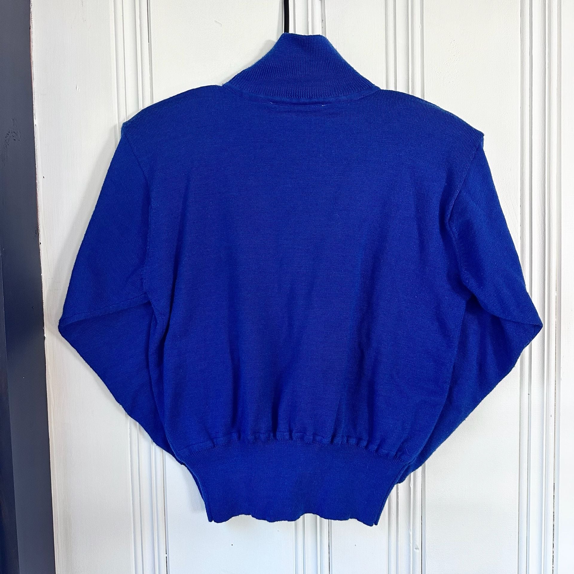 Vintage Cobalt Blue Sweater by “Autograph American Clothing”, Size L 4