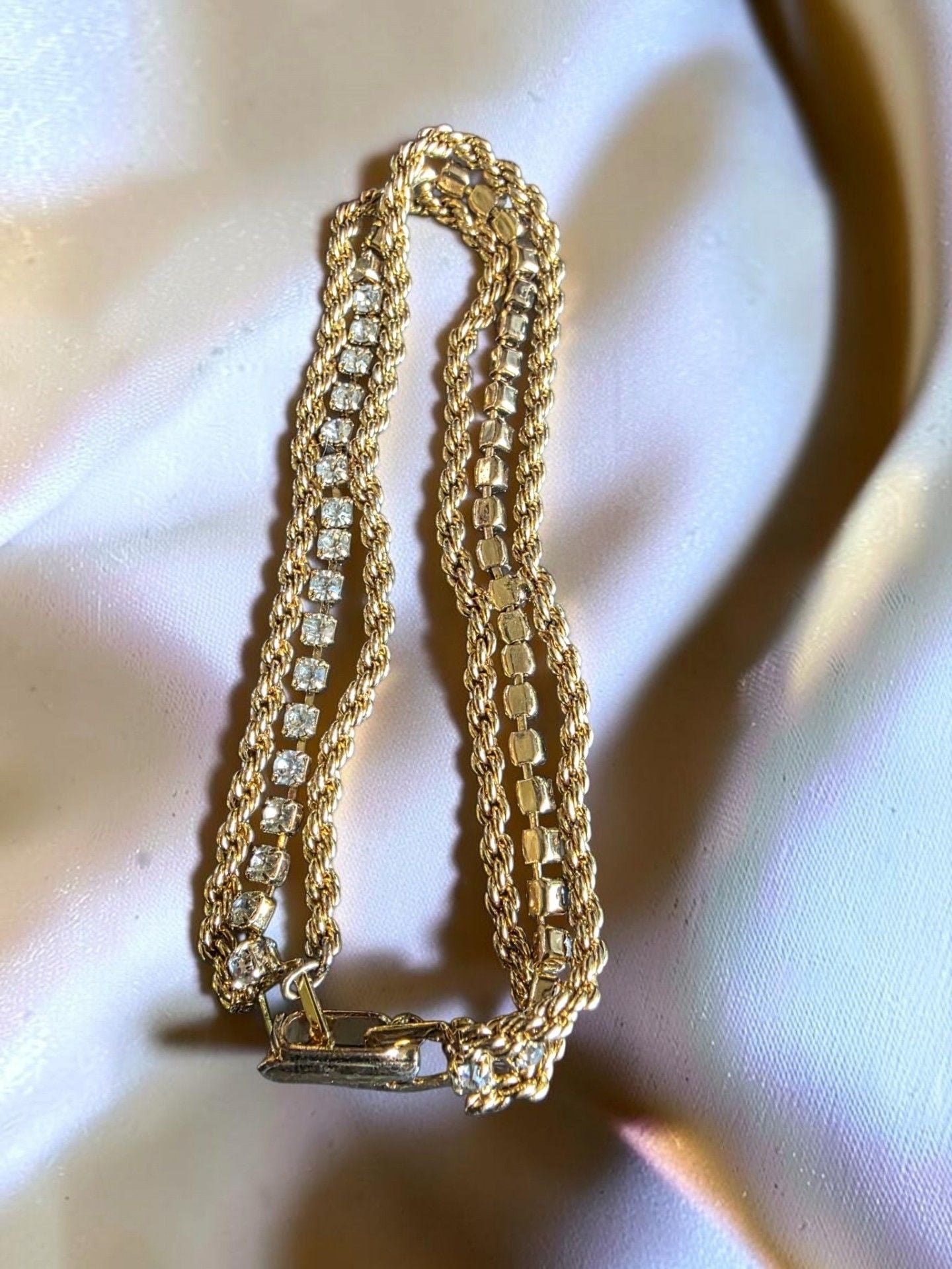 Vintage Gold Tone Rhinestone Rope Chain Bracelet 1