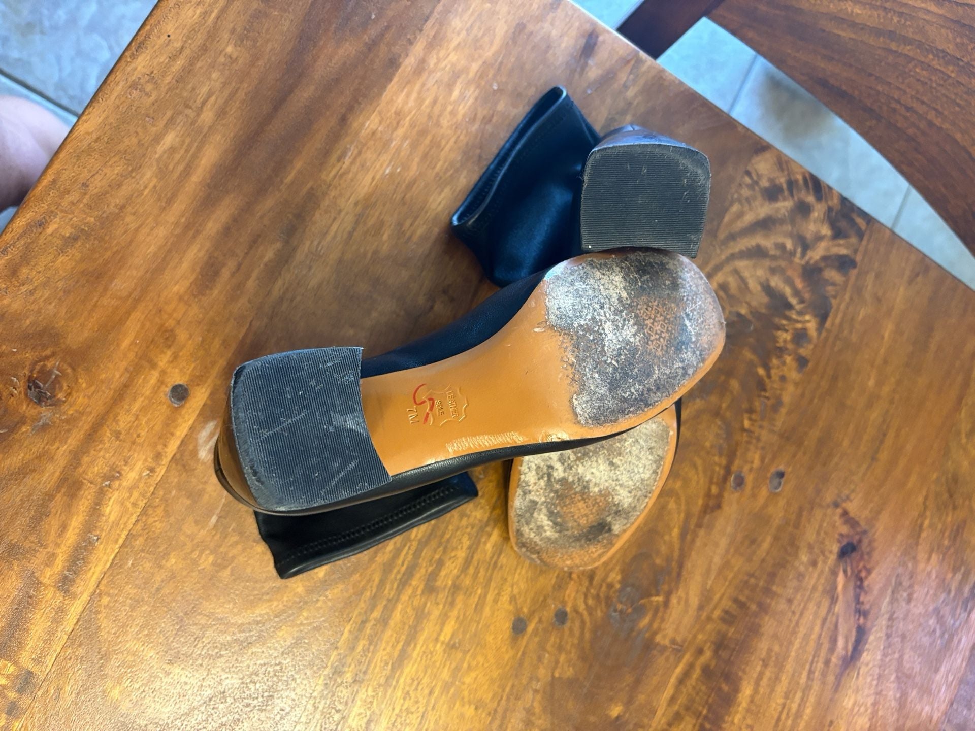 Tory Burch Boots Size 7M Black Leather Ankle Heel 6
