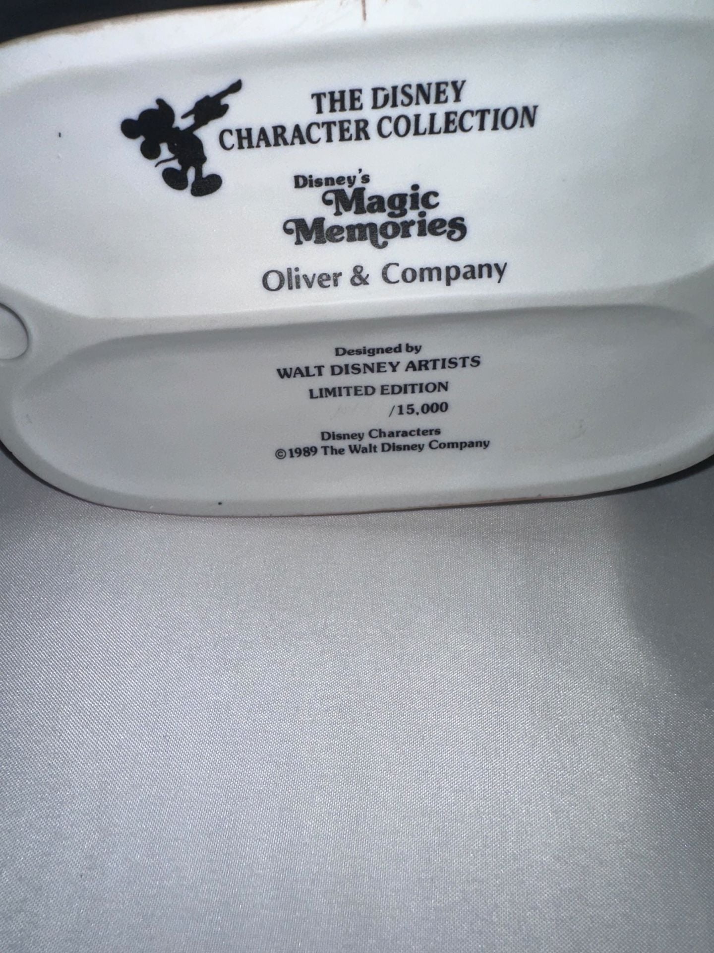Disney Oliver and Company Dodger and Oliver Figurine 3