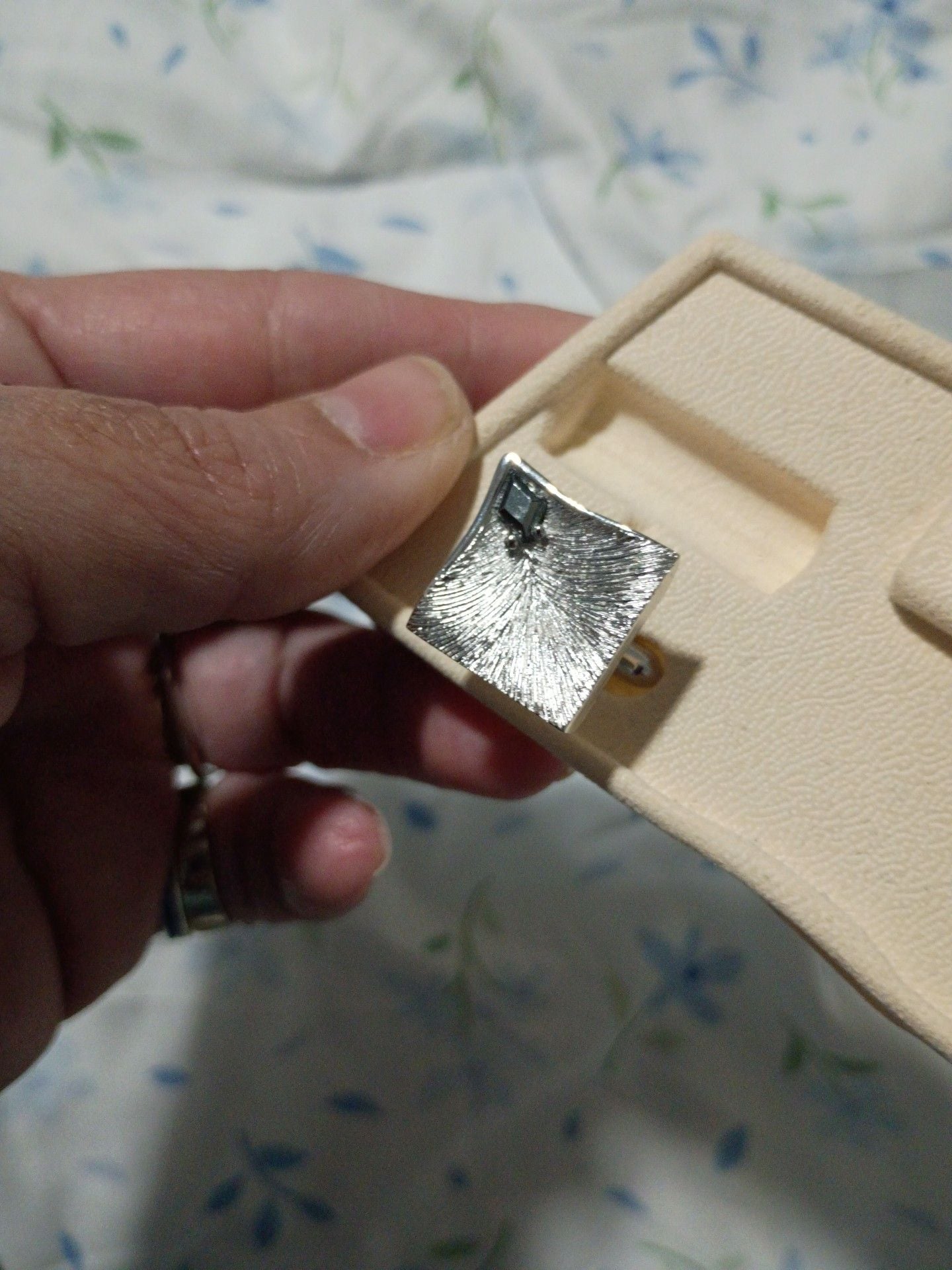 Vintage Textured Silver Tone Square Cufflinks and Tie Tac Set 2