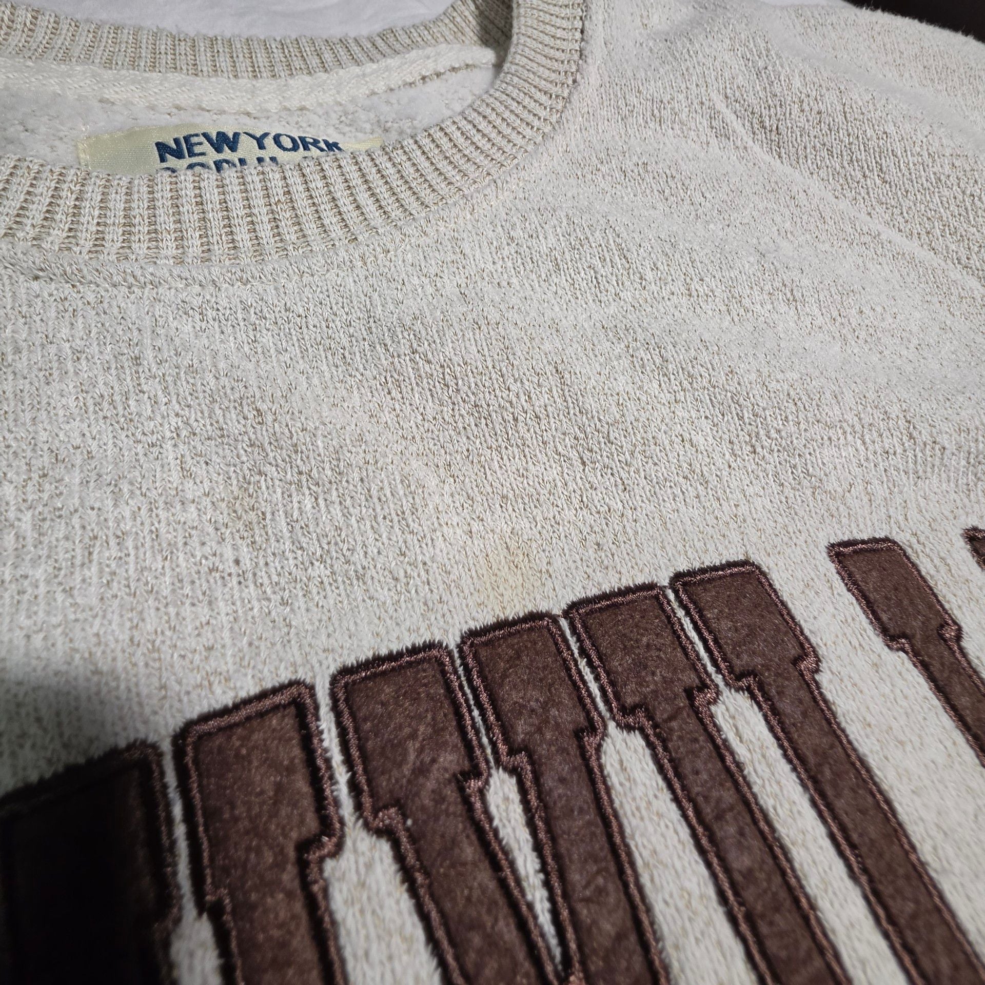 New York Popular Nashville Sweatshirt Size M Grey Brown Applique 6