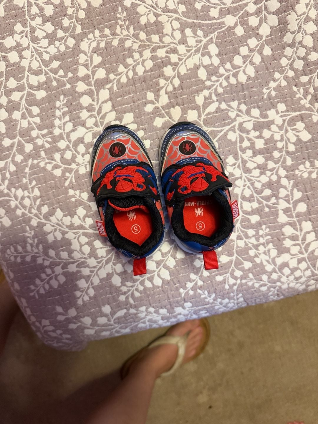 Marvel Spider-Man Sneakers Size 5 Toddler Red Blue 2