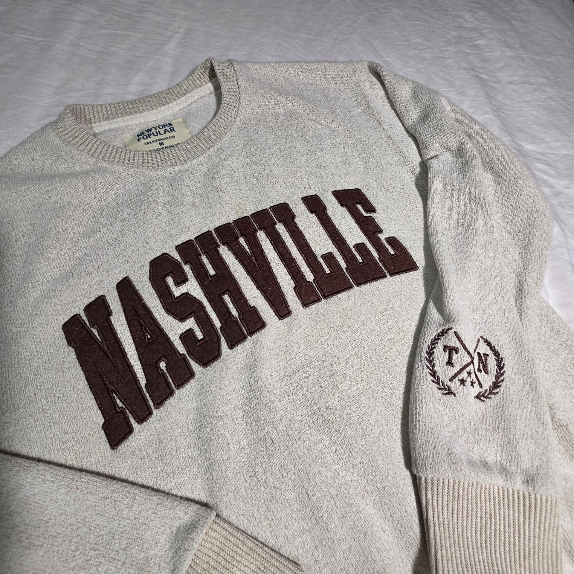 New York Popular Nashville Sweatshirt Size M Grey Brown Applique 2