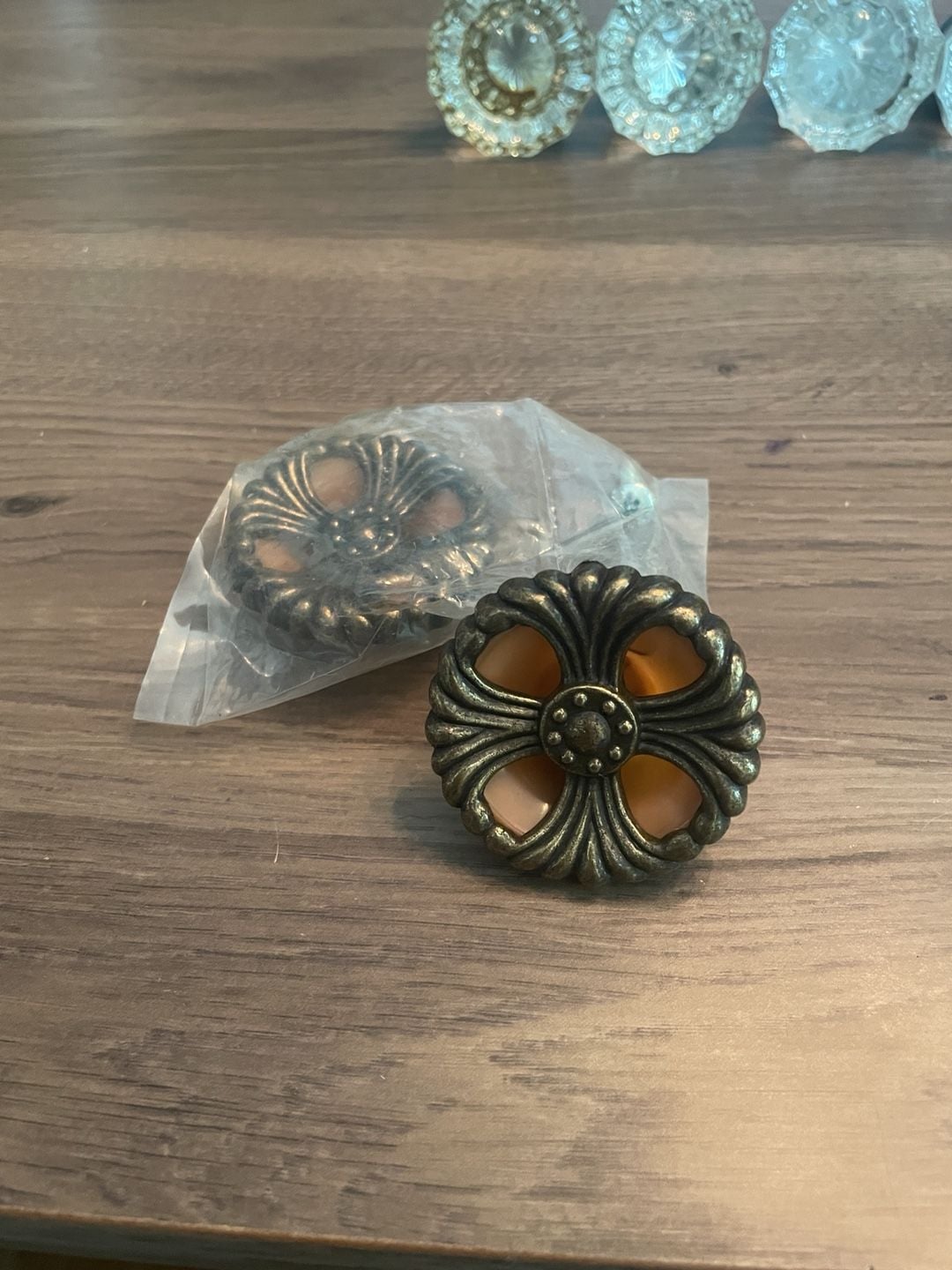 Vintage Assorted Door Knobs Lot Glass Bakelite Brass 2