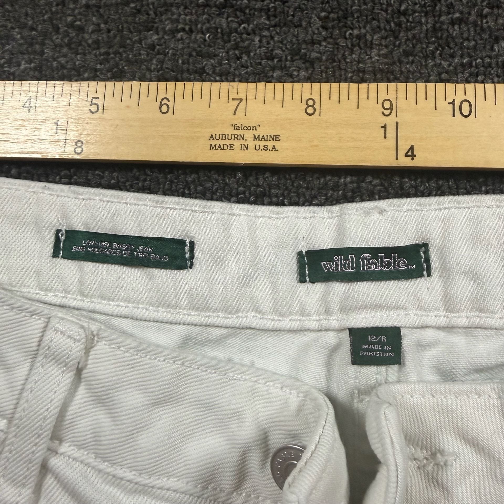 Wild Fable Low-Rise Baggy Jeans 12 7