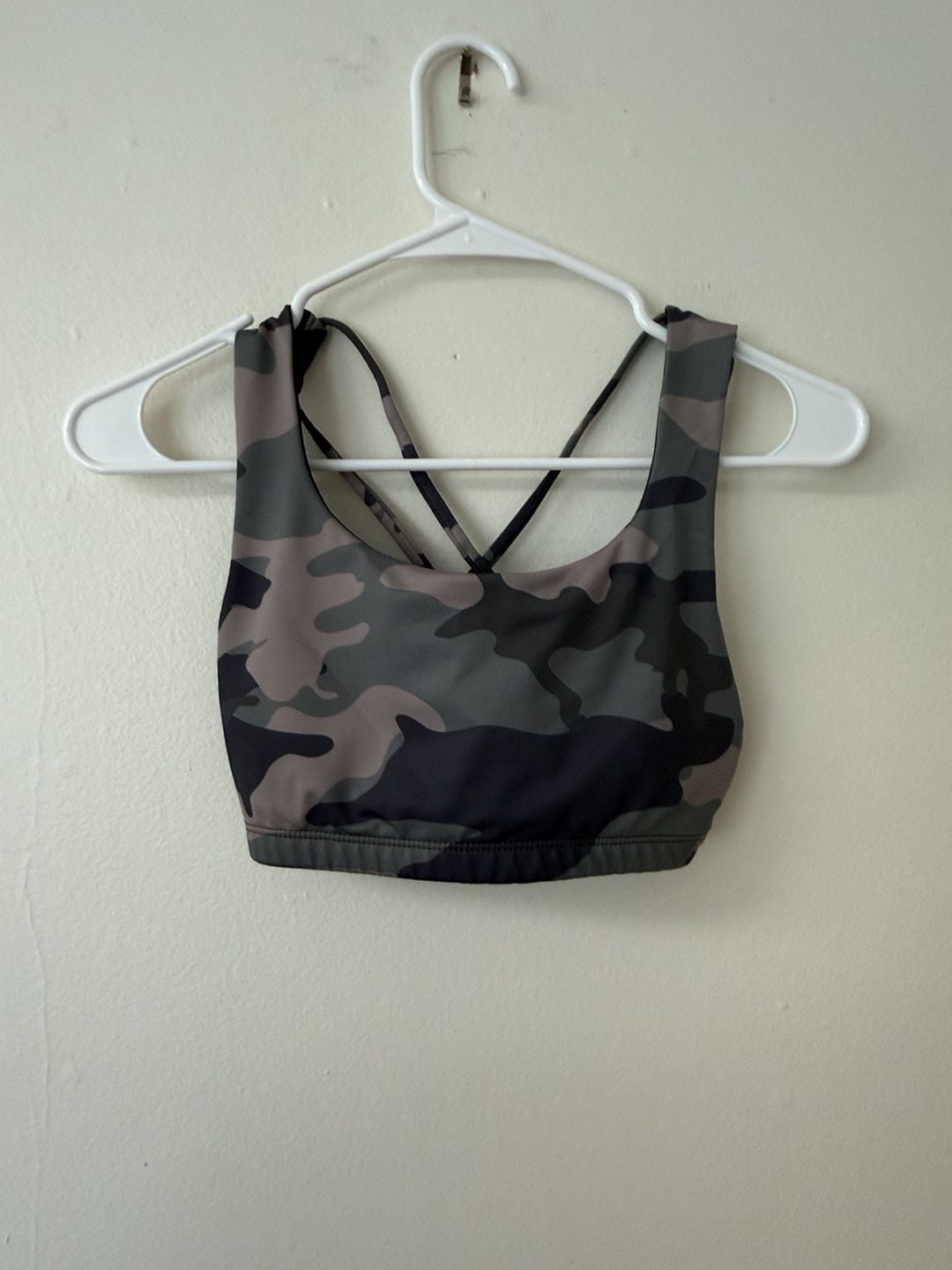 Onzie Sports Bra Camo Cross Back 2