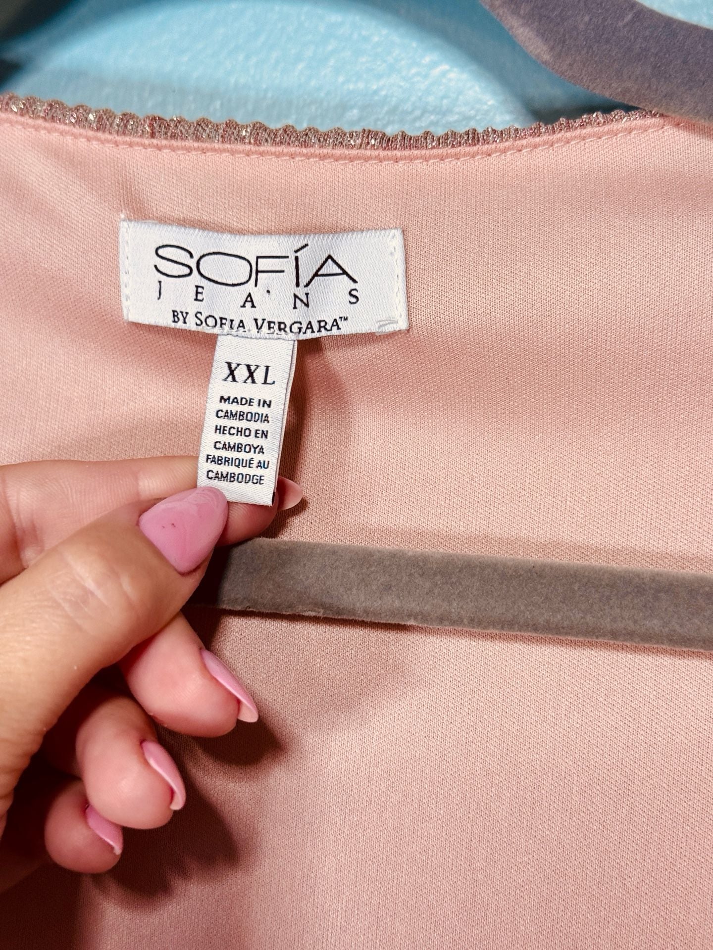 Sofia Jeans by Sofia Vergara Blouse Size XXL Pink Metallic Plisse V-Neck 7