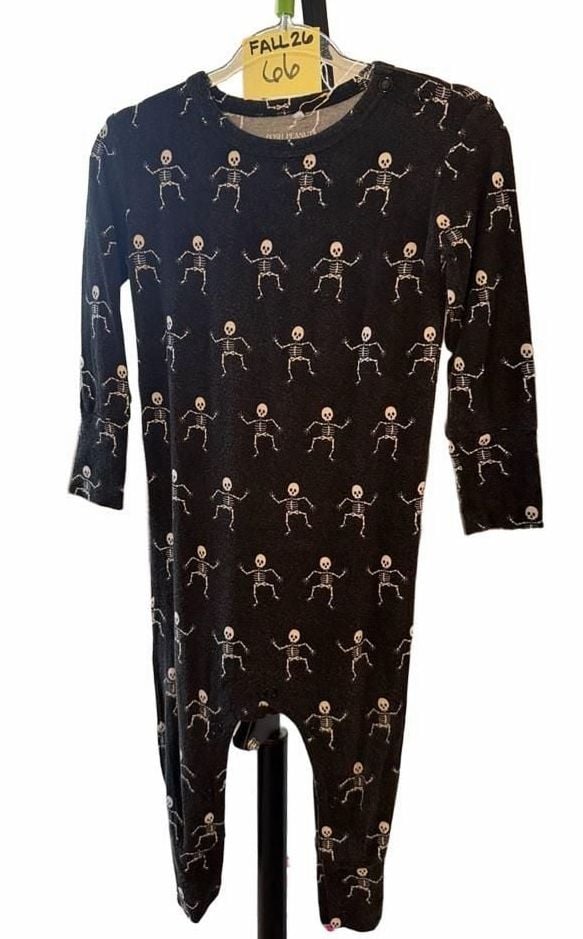 Posh Peanut Glow-in-the-Dark Skeletons Romper Size 12-18 Mos Black White 3