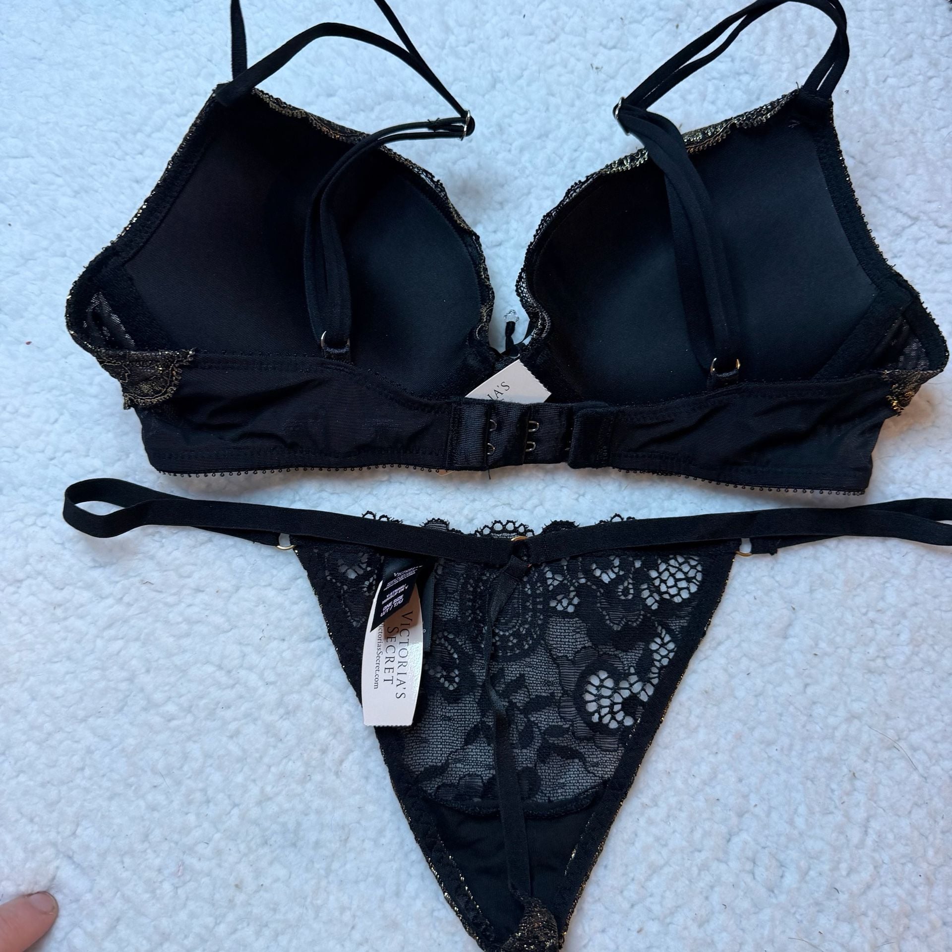 Victoria's Secret Lace Bra & Thong Set 2