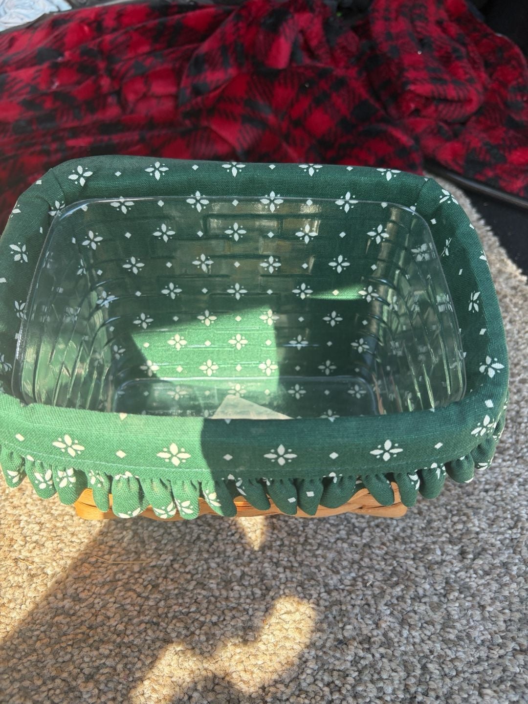Longaberger Handwoven Basket 1996 with Plastic Liner and Fabric Liner 2