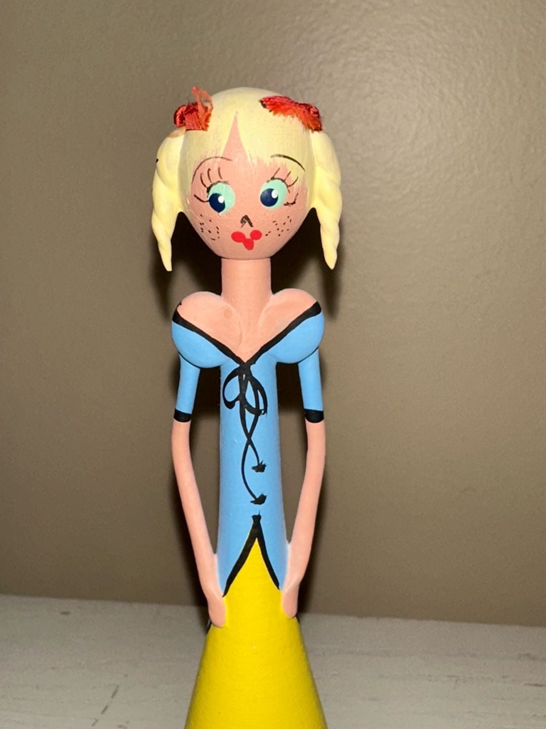 Handmade Wooden Figurine Folk Art Brasil Hand Painted Doll 6