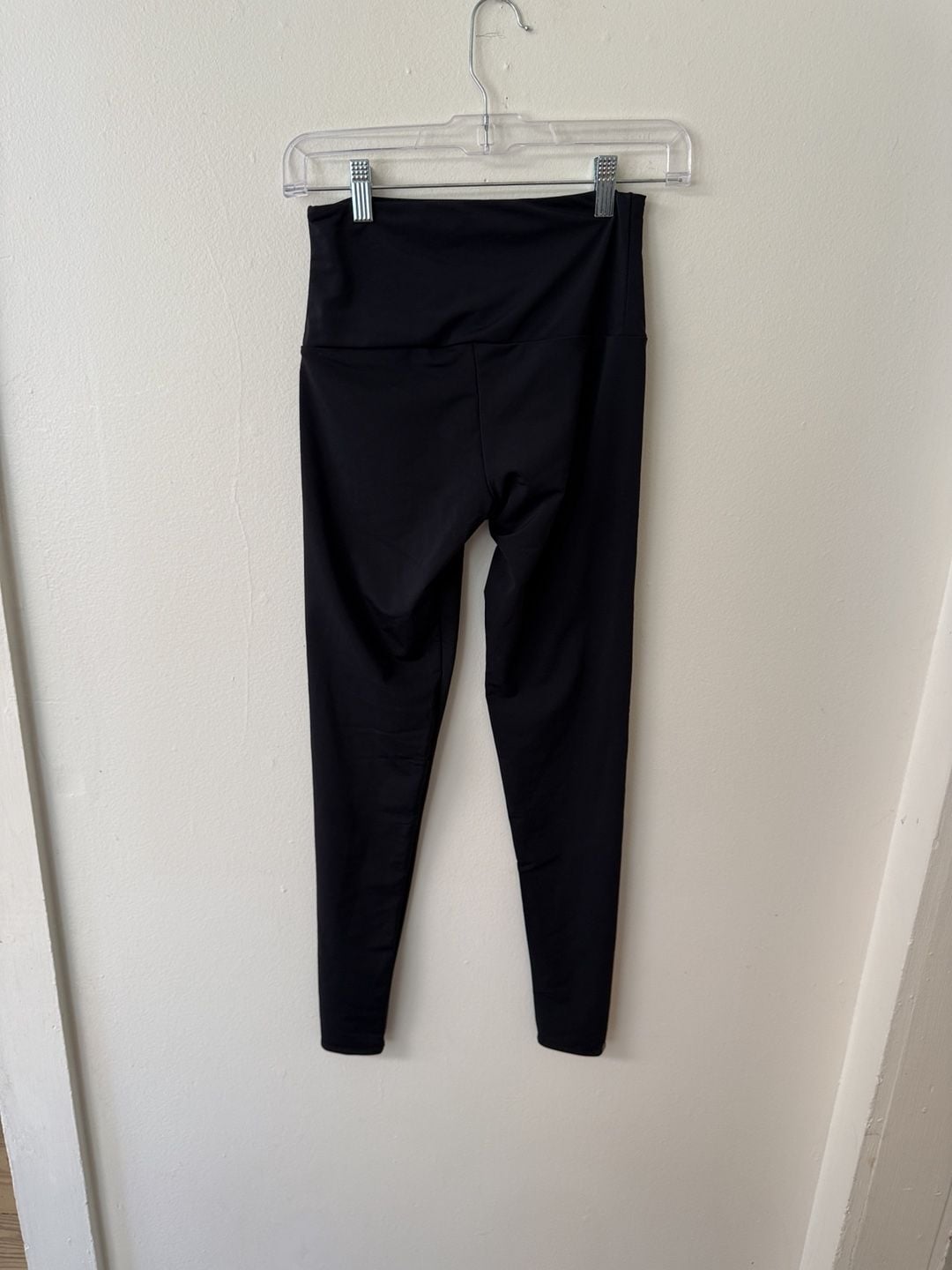 Onzie High Rise Leggings Size S/M Black Yoga Pants 3