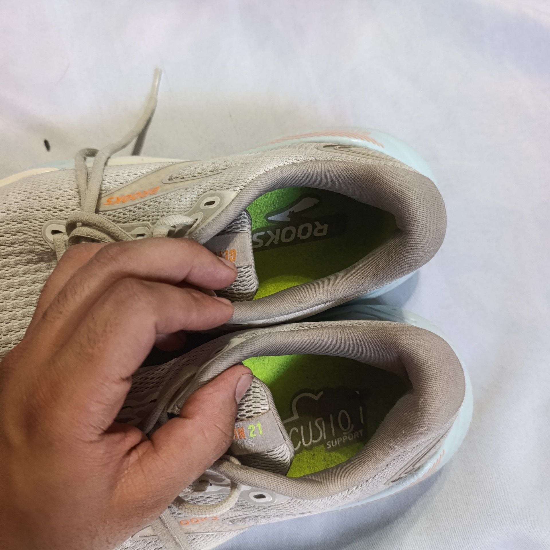 Product thumbnail 5