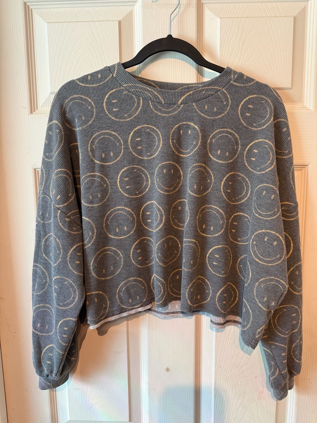 American Eagle Lounge Set Top And Shorts Size XS Gray Smiley Face Waffle 2