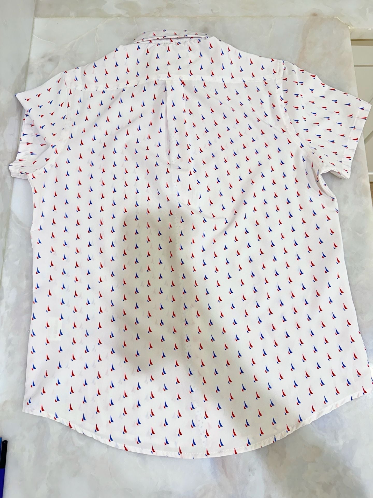 International Report Shirt Small 6