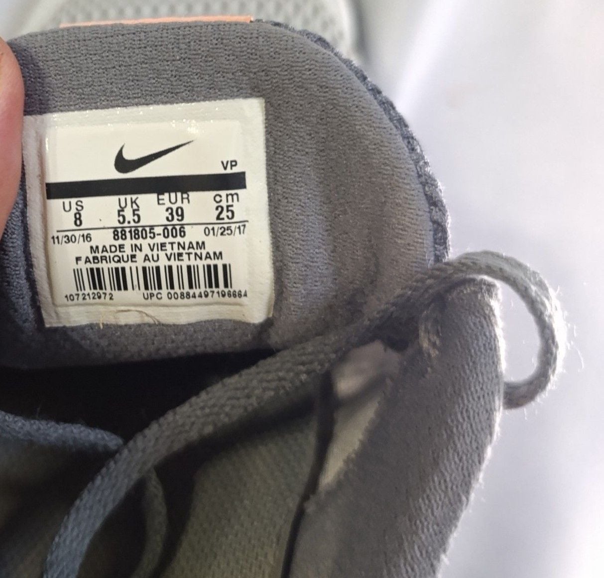 Nike Flex Experience RN 6 Size 8 Gray Running Shoes 5