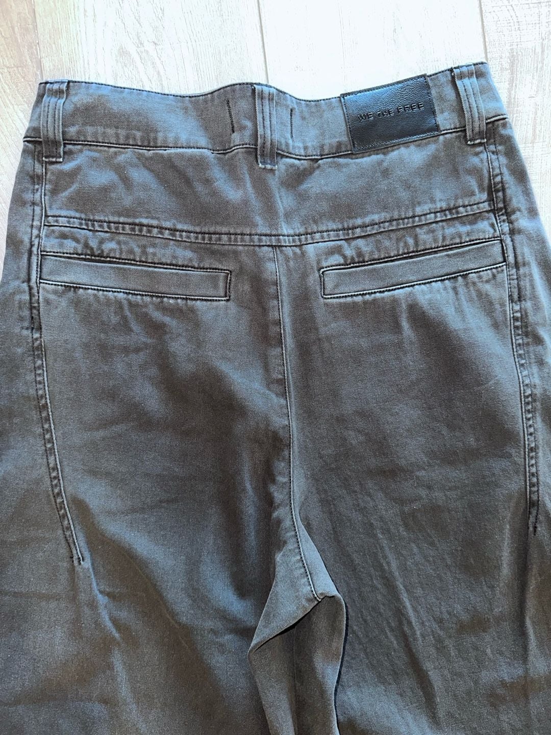 We The Free Wide Leg Pants Size 2 Charcoal Gray High Rise Cropped Denim 7