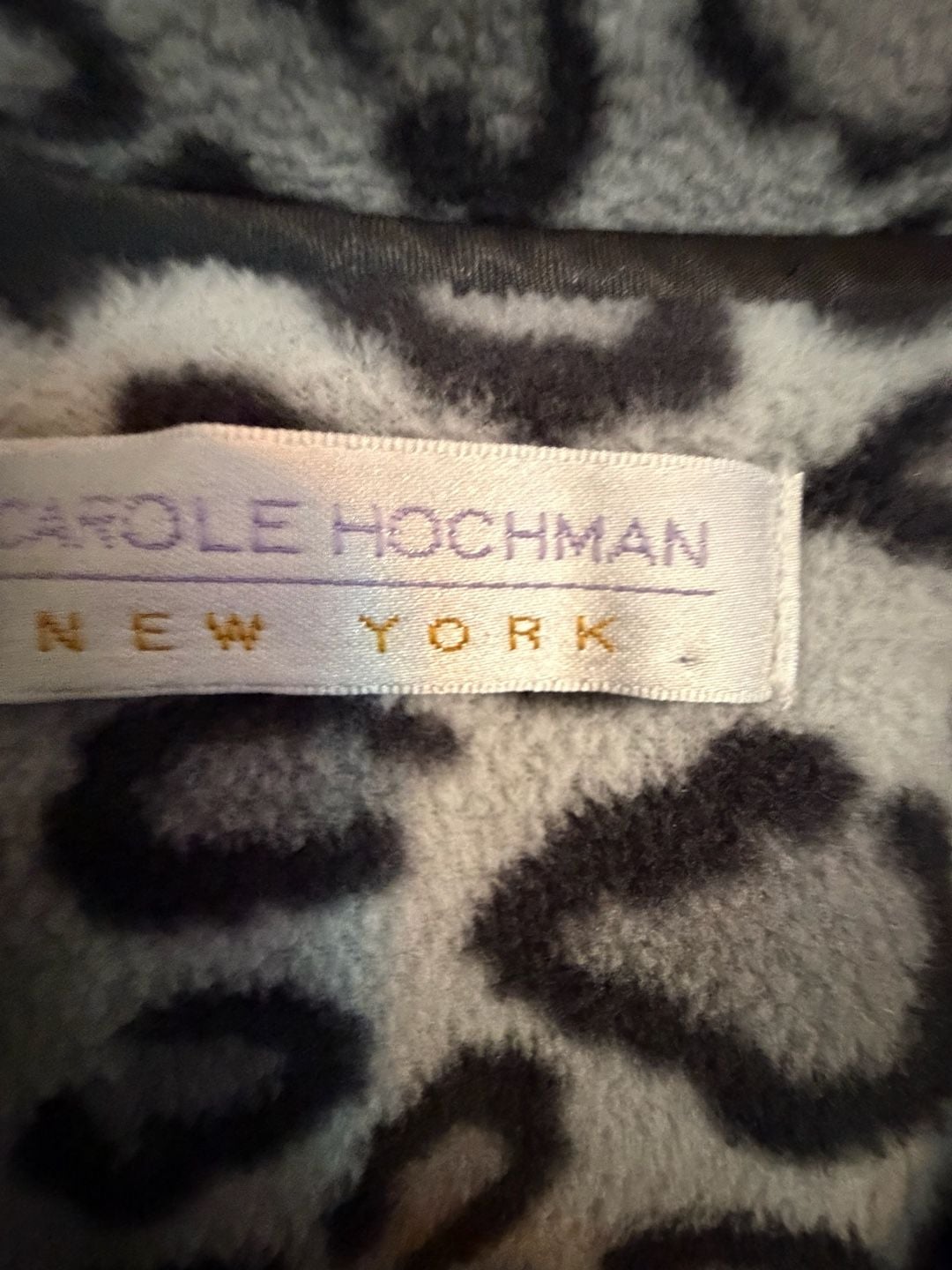 Carole Hochman New York Leopard Pajama Top Size XL Gray Fleece 3