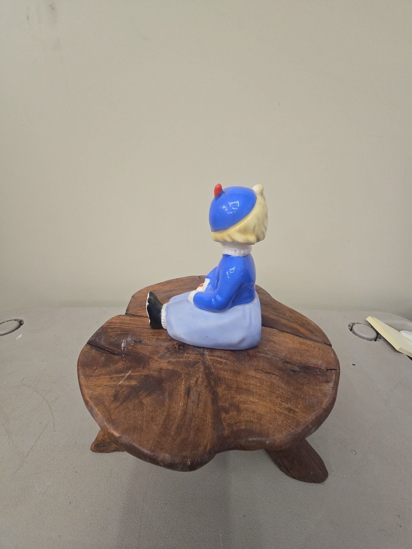 Vintage Ceramic Girl Figurine Made In Czechoslovakia 2