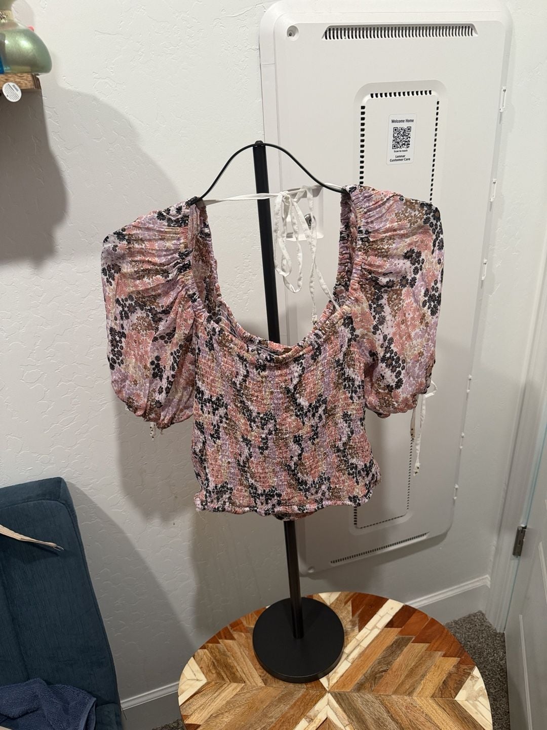 Free People Smocked Puff Sleeve Floral Crop Top In Soft Combo Size ..., 2