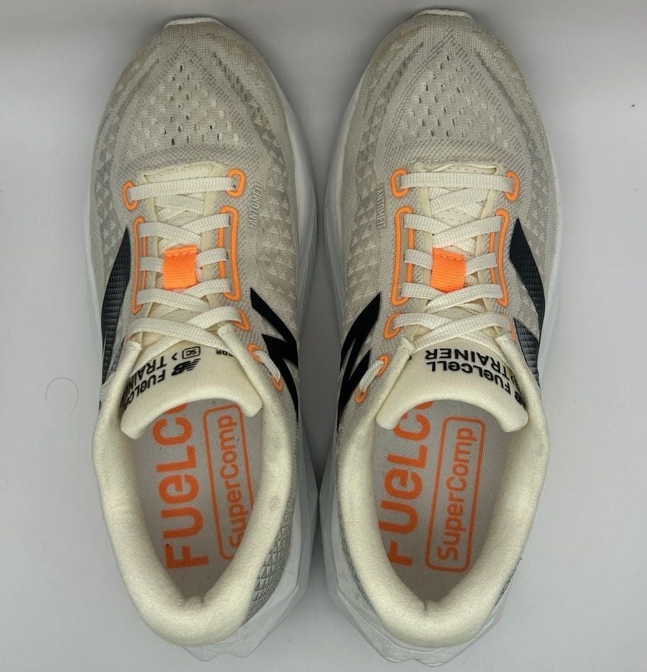 New Balance FuelCell SuperComp Trainer v3 Woman 9 Off White Black Orange 7