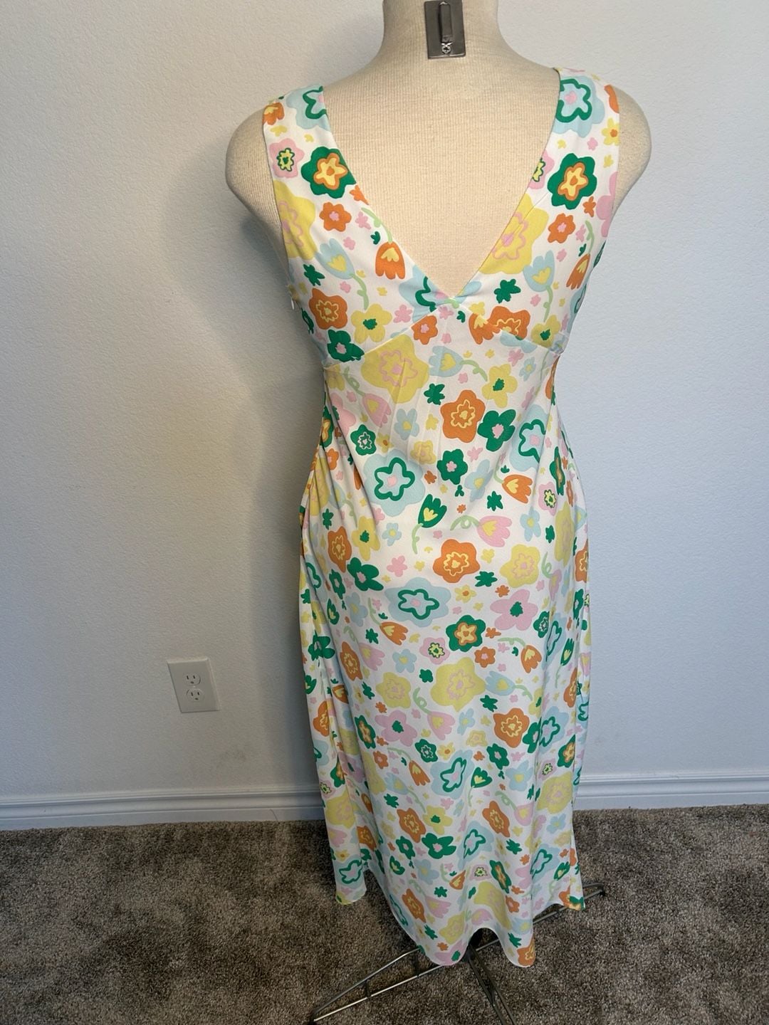 Glamorous Floral Midi Dress Size XS White Multi 90s Retro V-Neck 4