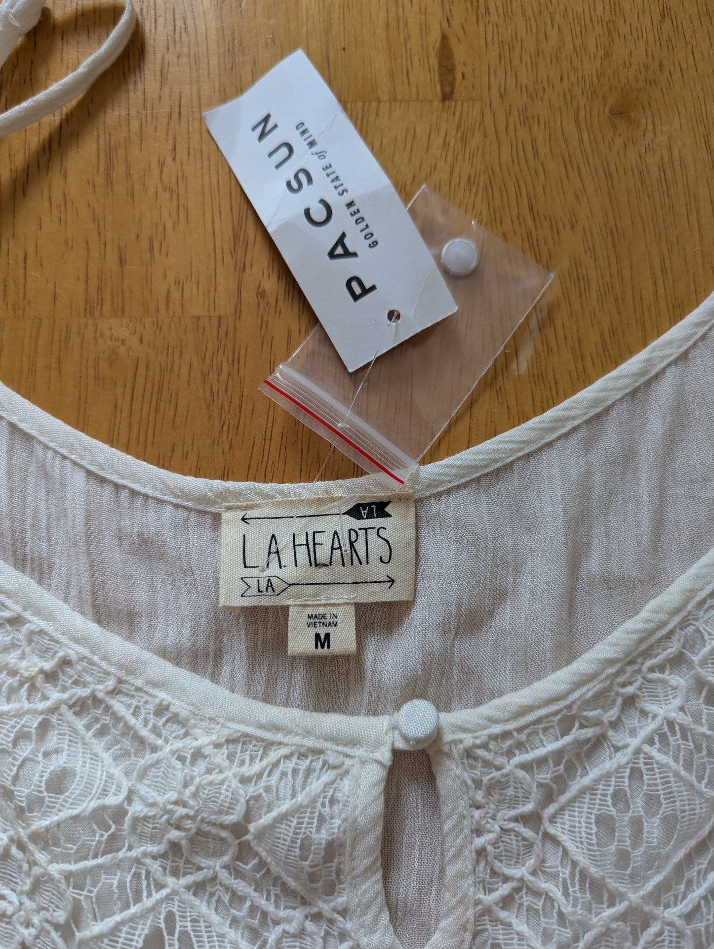 LA Hearts Dress Size M White Cold Shoulder Lace Romper 2