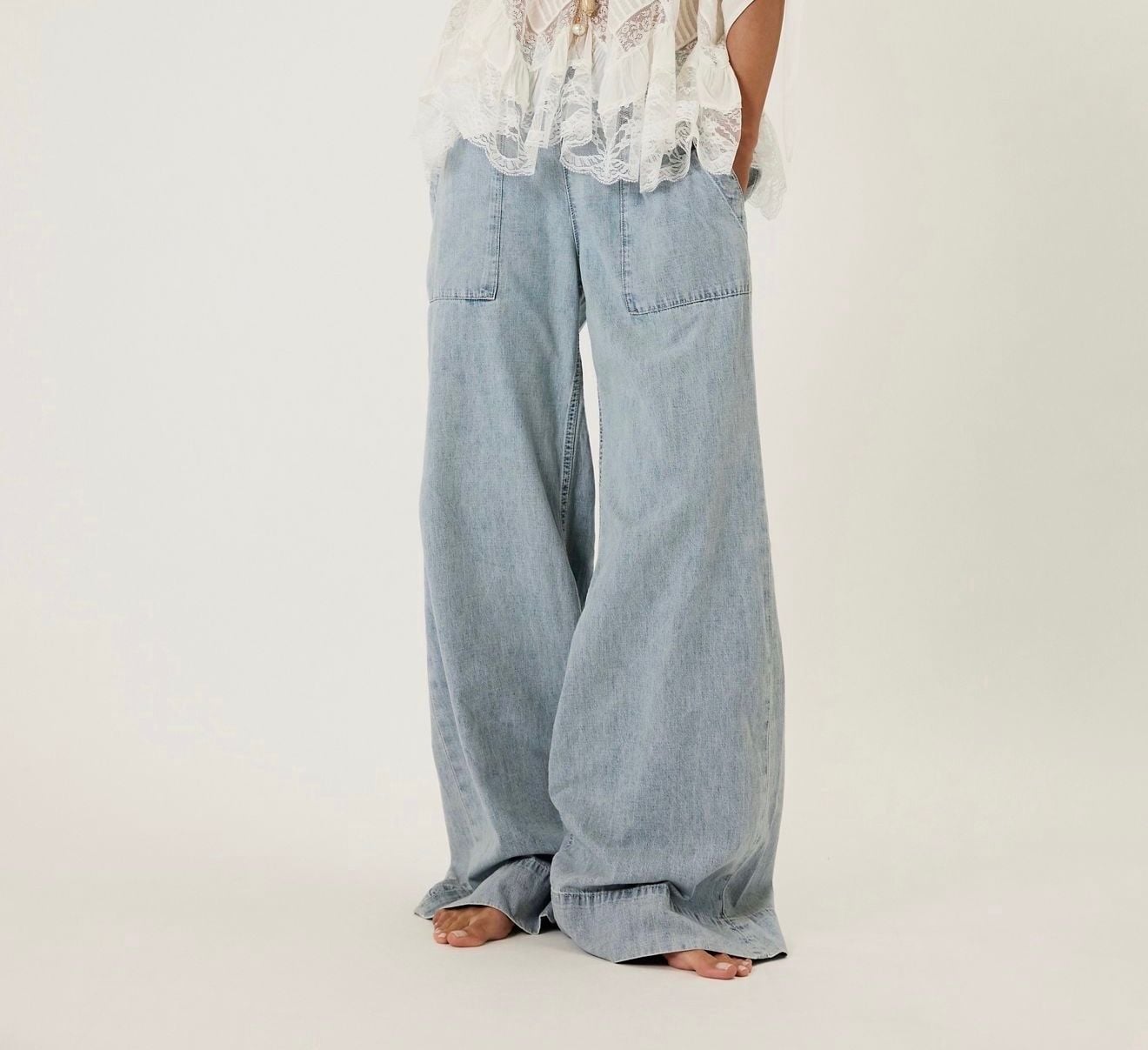 Free People Breezy Pull-On Wide Leg Jeans (Women) Size XSmall 5