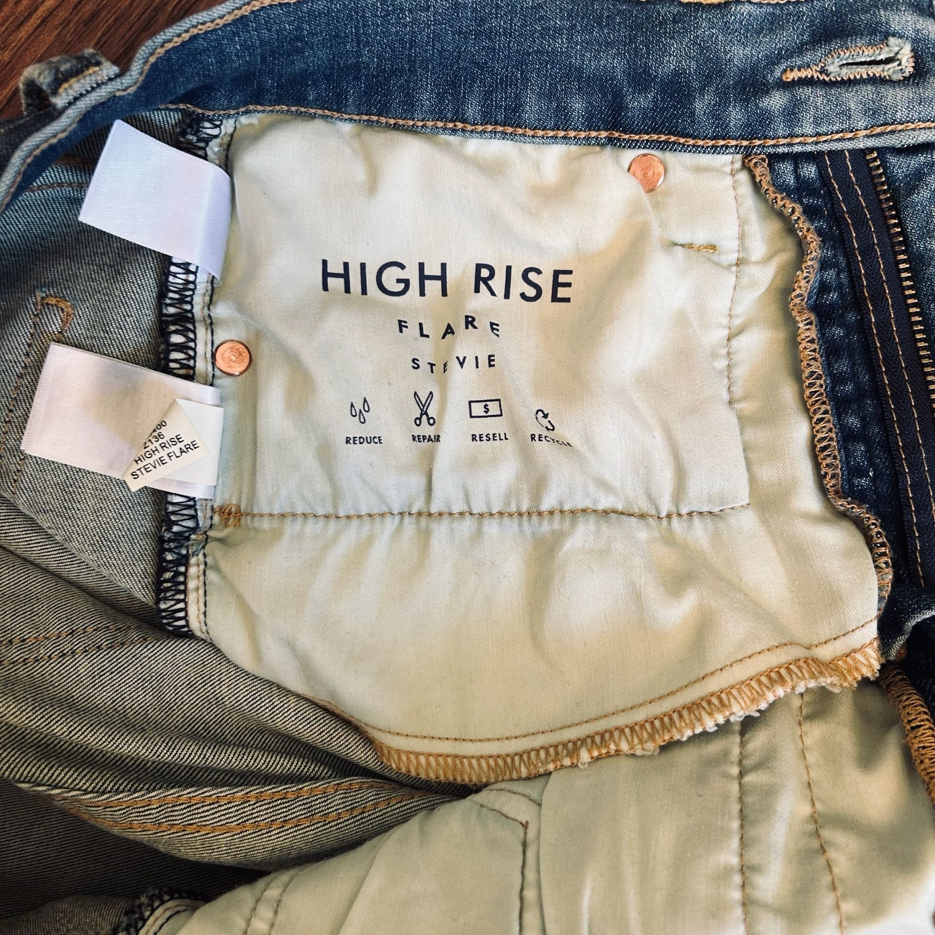 Lucky Brand Flare Jeans Blue Denim Flare Leg 10