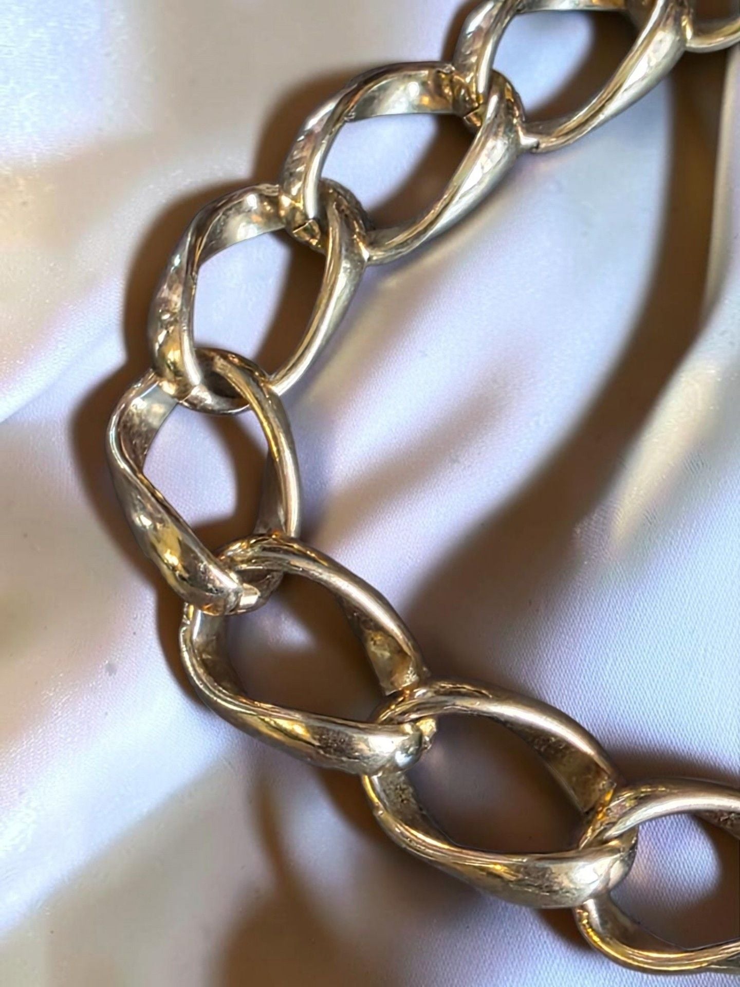 Chunky Gold Tone Twisted Link Chain Bracelet 2