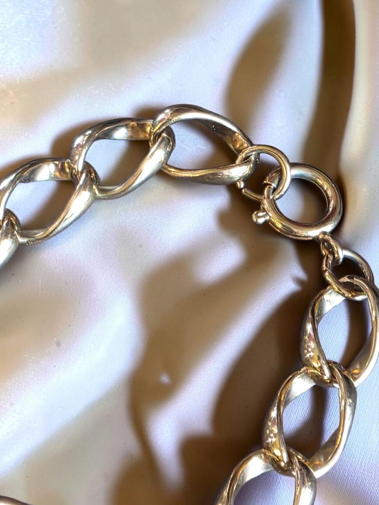 Chunky Gold Tone Twisted Link Chain Bracelet 3
