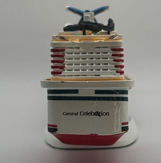 CARNIVAL CELEBRATION CRUISE SHIP MODEL - CARNIVAL CRUISE LINE - RARE 3