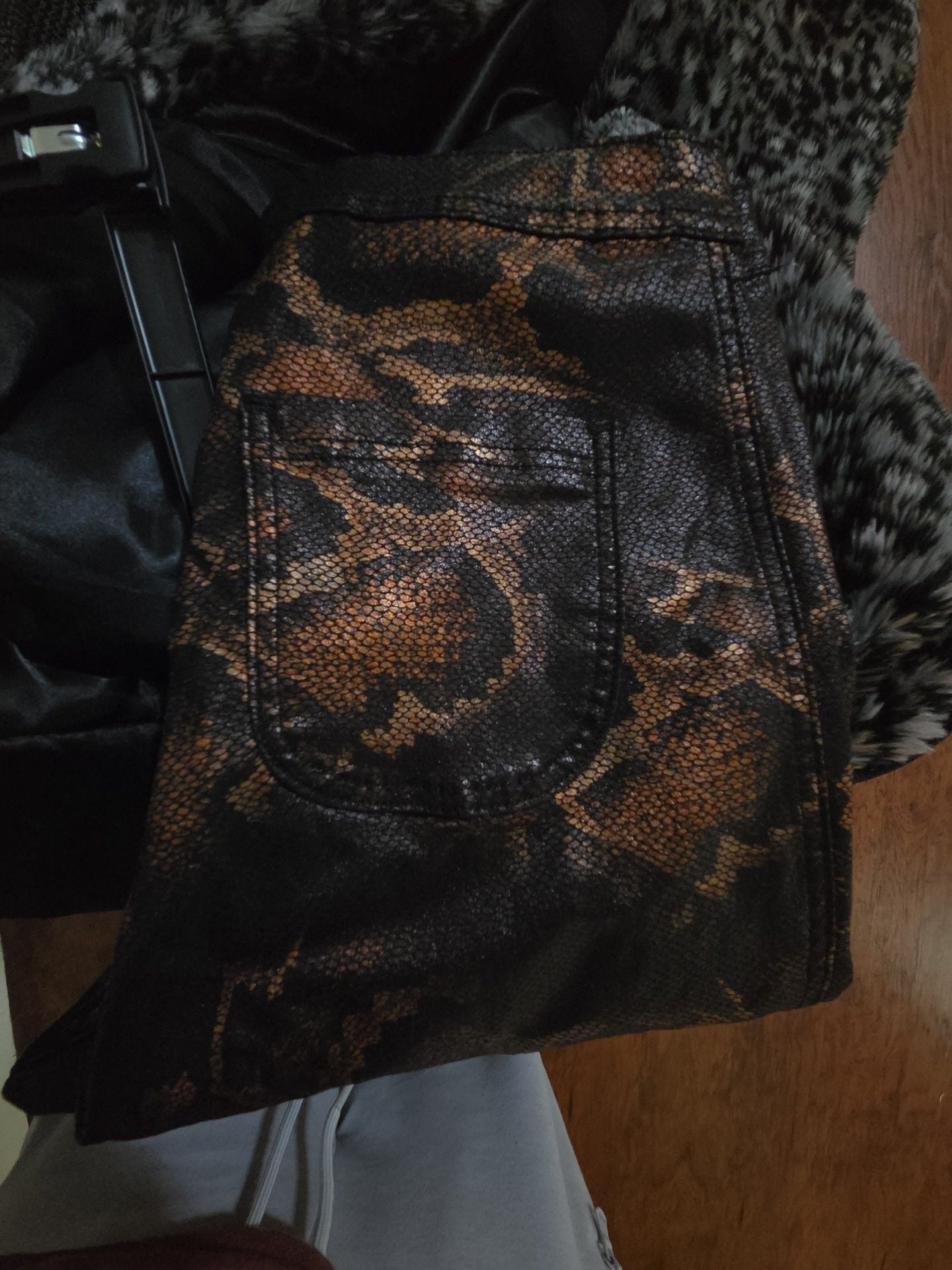 JC & JQ GP4107 Snake Print Pants Size XL Black Copper Metallic 8